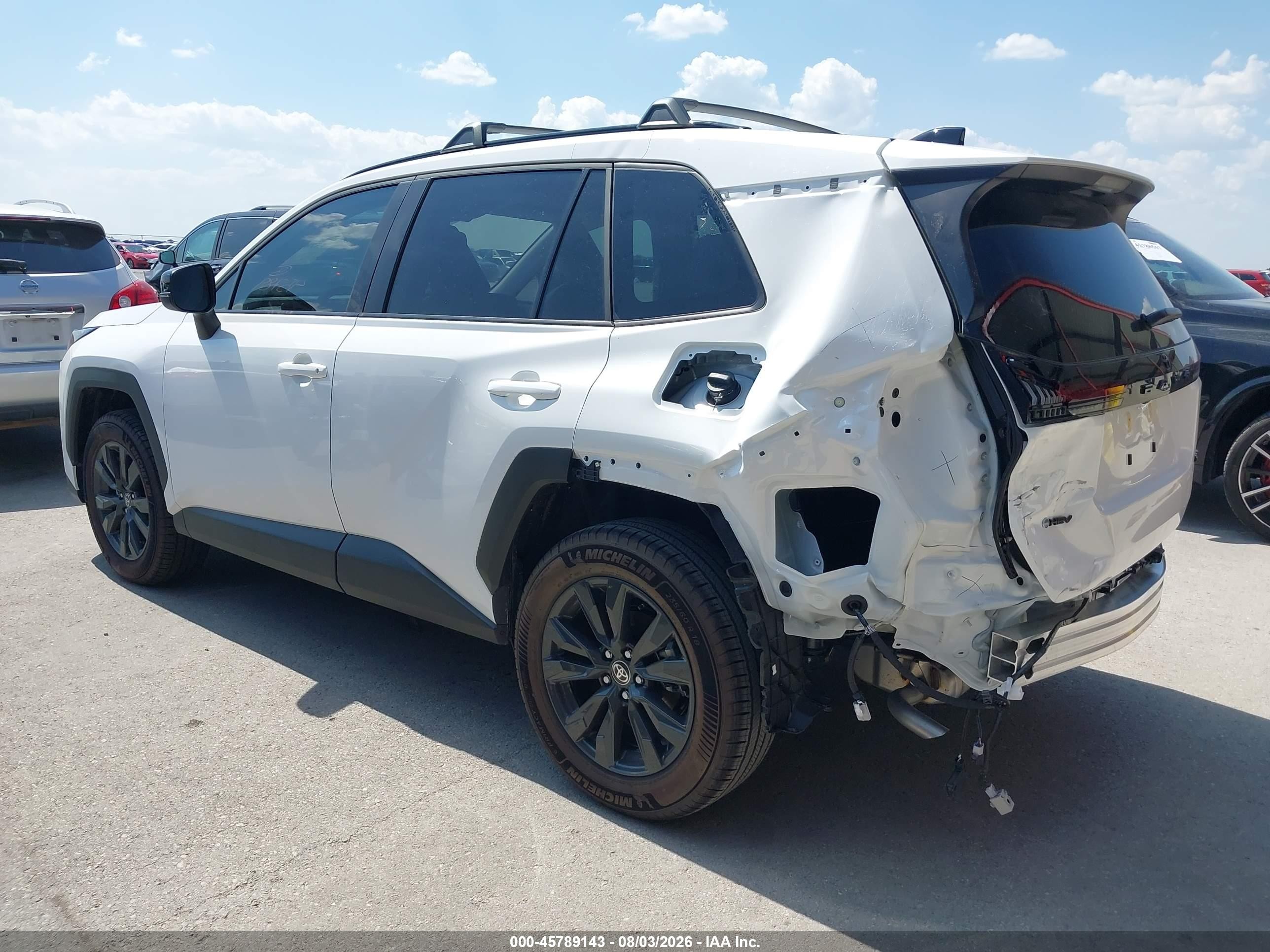 2026 Toyota Rav4 Xle Premium White vin: 2T36DRBV6TC008911