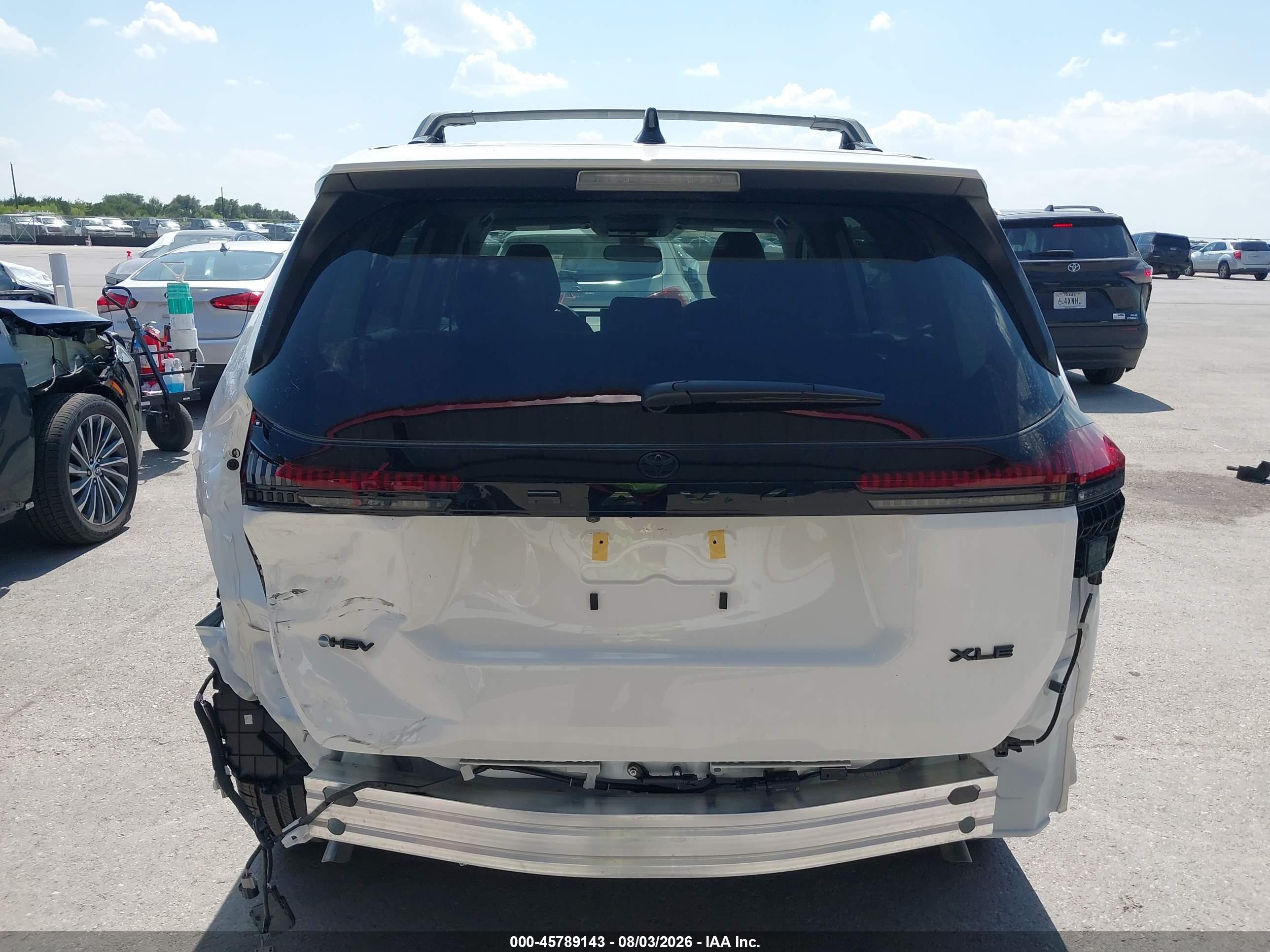 2026 Toyota Rav4 Xle Premium White vin: 2T36DRBV6TC008911