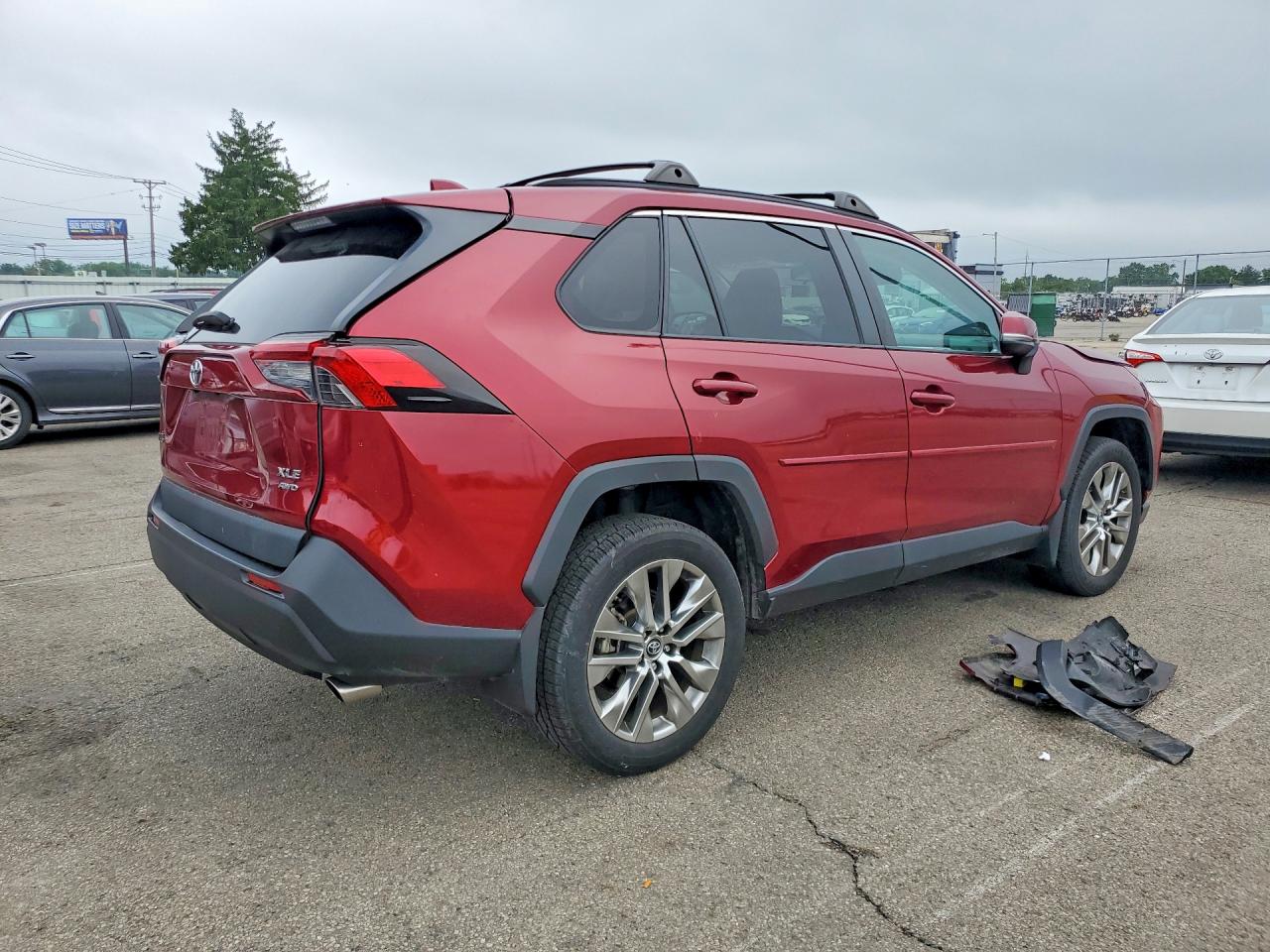 2019 Toyota Rav4 Xle Premium Темно-бордовый vin: 2T3A1RFV2KW064600