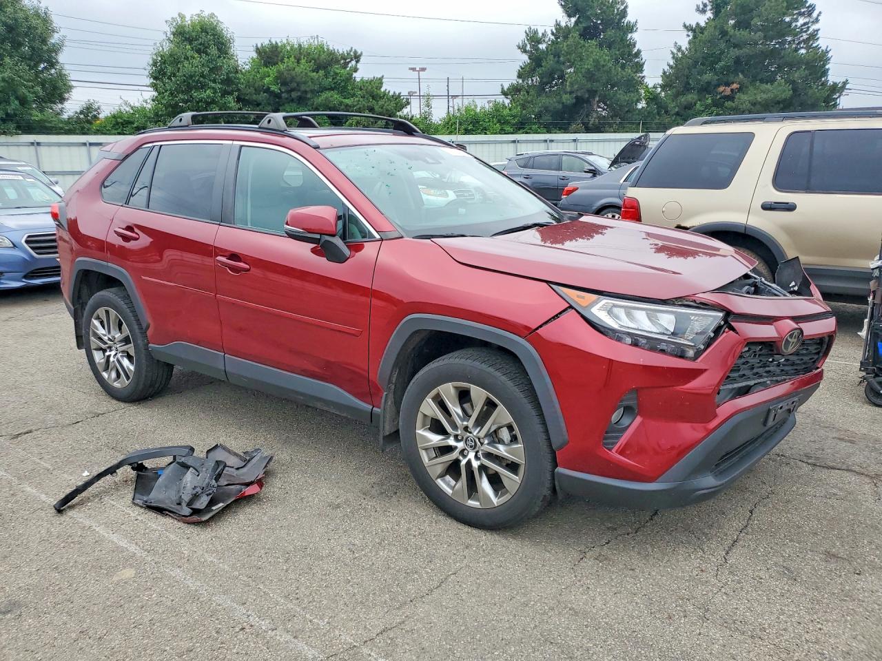 2019 Toyota Rav4 Xle Premium Темно-бордовый vin: 2T3A1RFV2KW064600