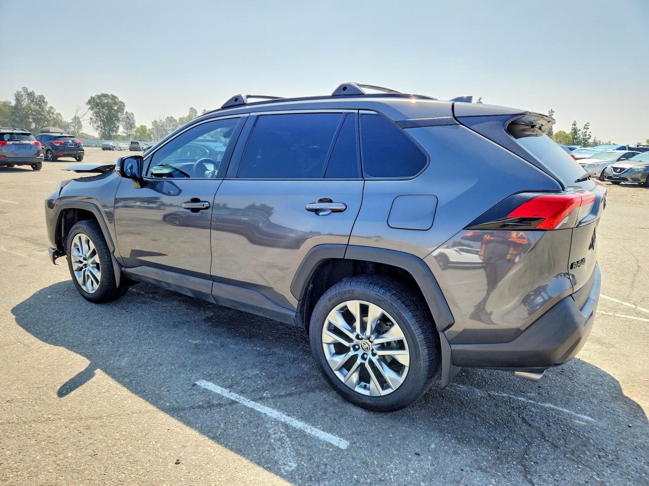 2023 Toyota Rav4 Xle Premium Серый vin: 2T3A1RFV3PW345246
