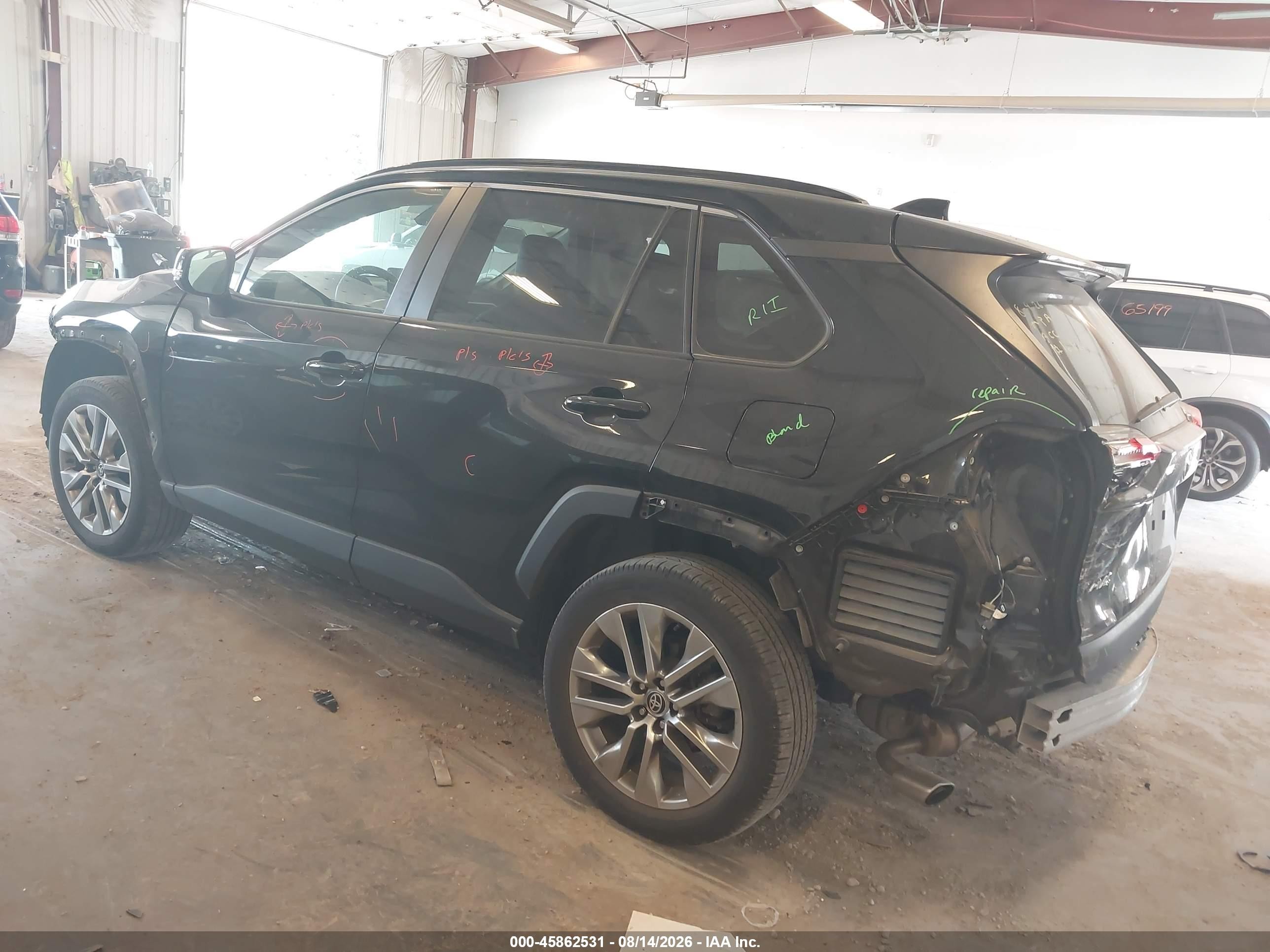 2023 Toyota Rav4 Xle Premium Black vin: 2T3A1RFV3PW379736
