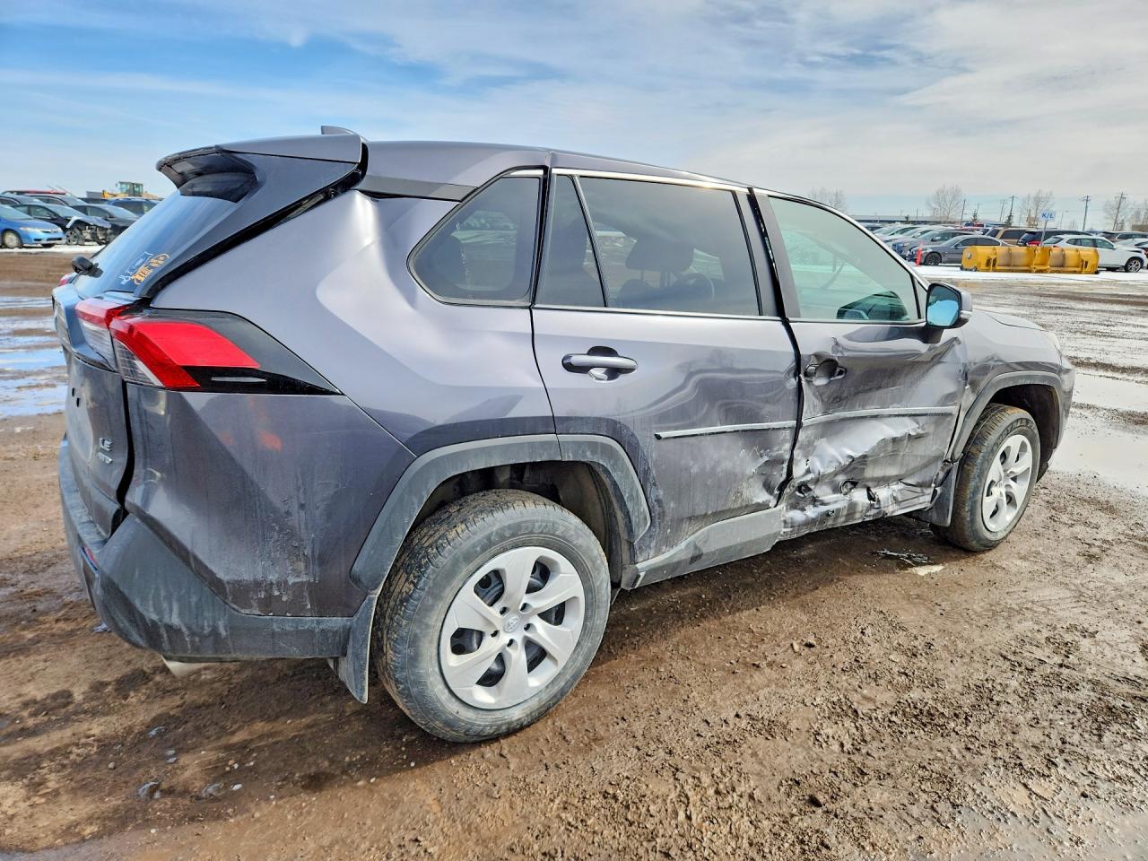 2024 Toyota Rav4 Le Gray vin: 2T3B1RFV1RC399279