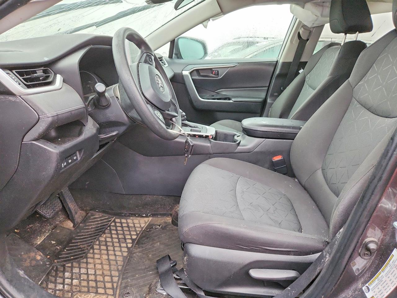 2024 Toyota Rav4 Le Gray vin: 2T3B1RFV1RC399279