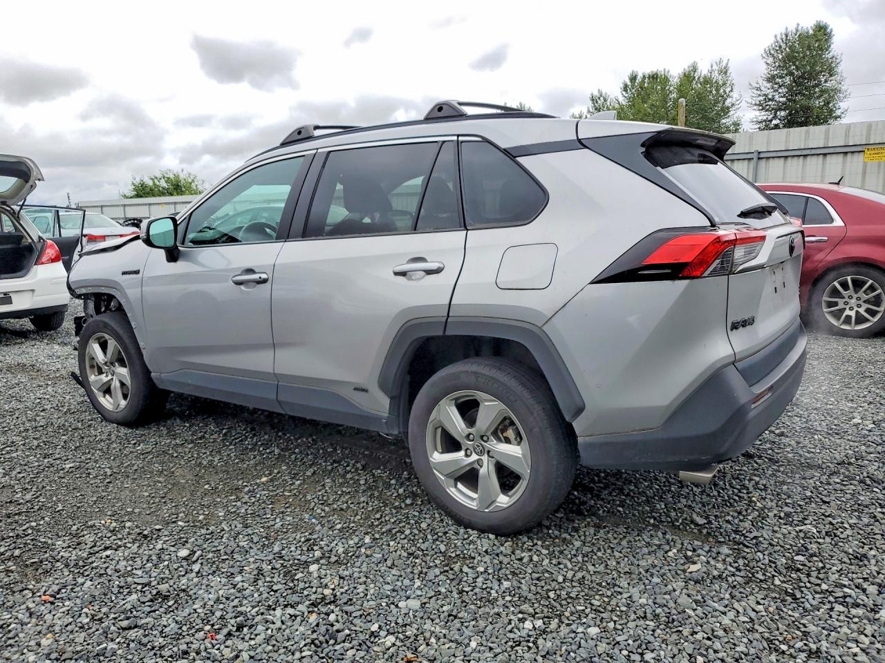 2021 Toyota Rav4 Hybrid Xle Premium Серебряный vin: 2T3B6RFV4MW022891