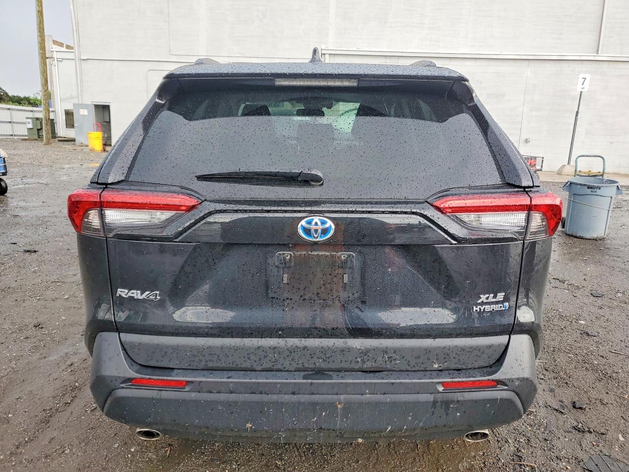 2024 Toyota Rav4 Xle Premium Черный vin: 2T3B6RFV5RW074585