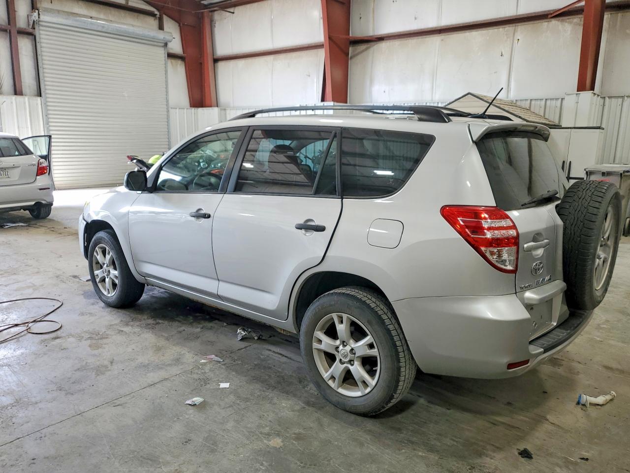 2009 Toyota Rav4 Base Серебряный vin: 2T3BF33V09W004316