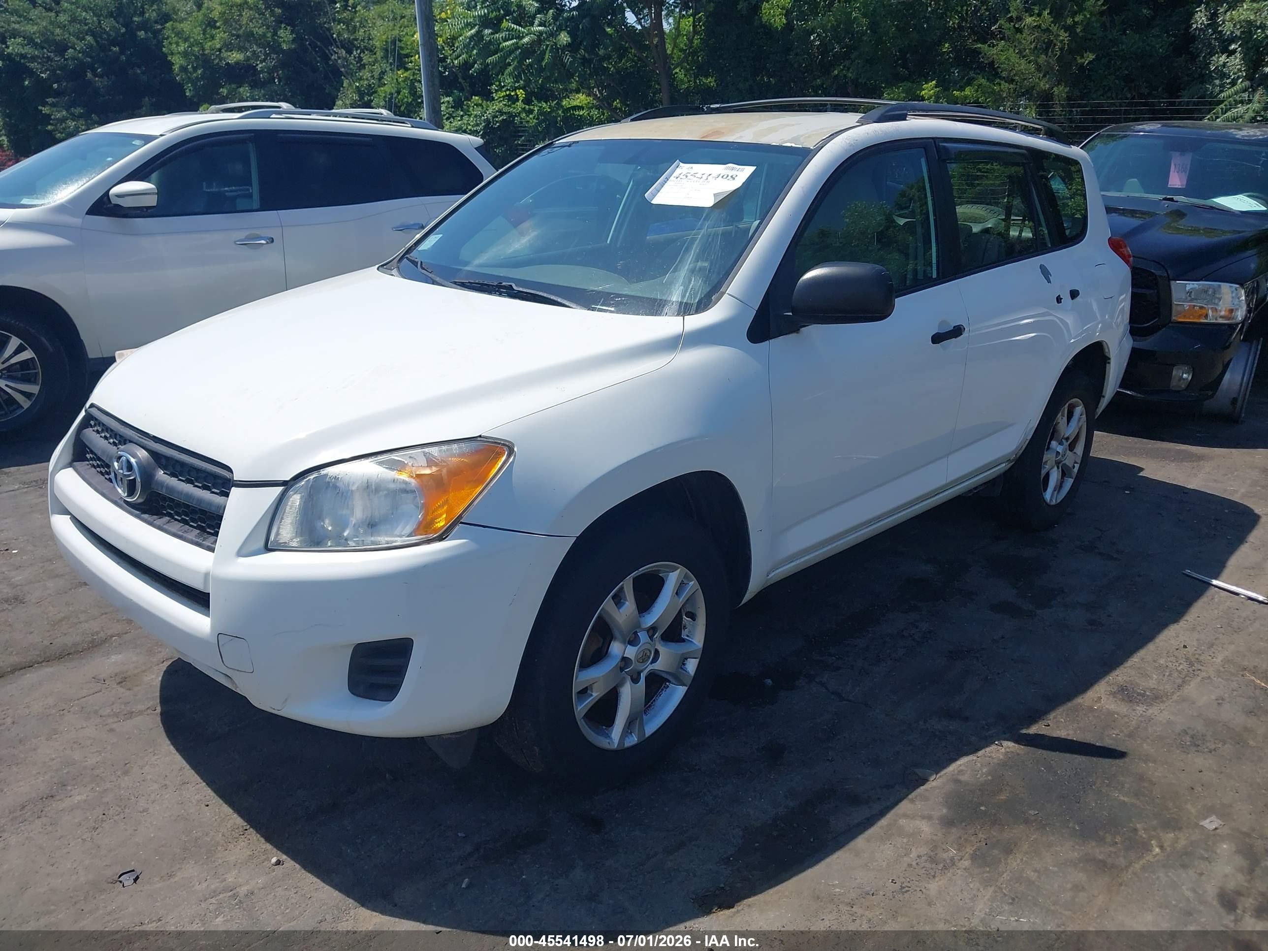 2009 Toyota Rav4   White vin: 2T3BF33V09W016188