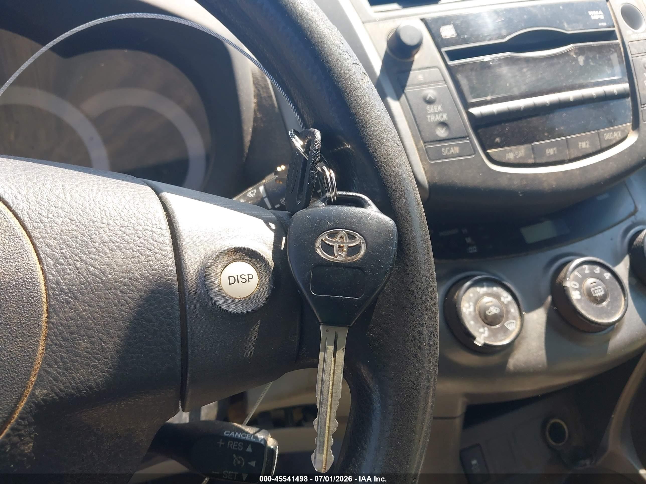 2009 Toyota Rav4   White vin: 2T3BF33V09W016188