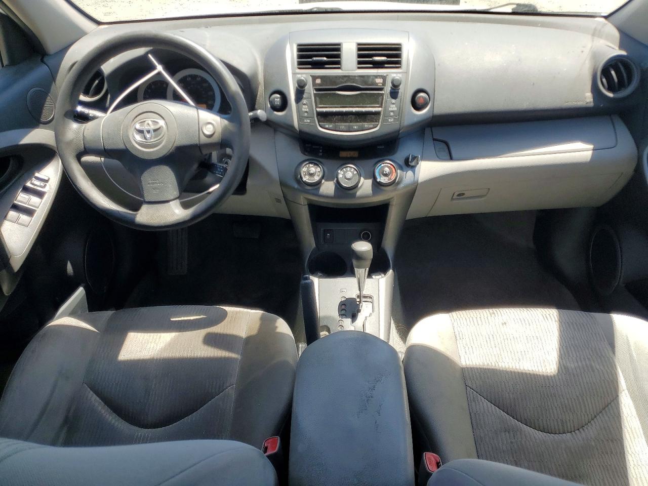 2009 Toyota Rav4 Base White vin: 2T3BF33V59W003596