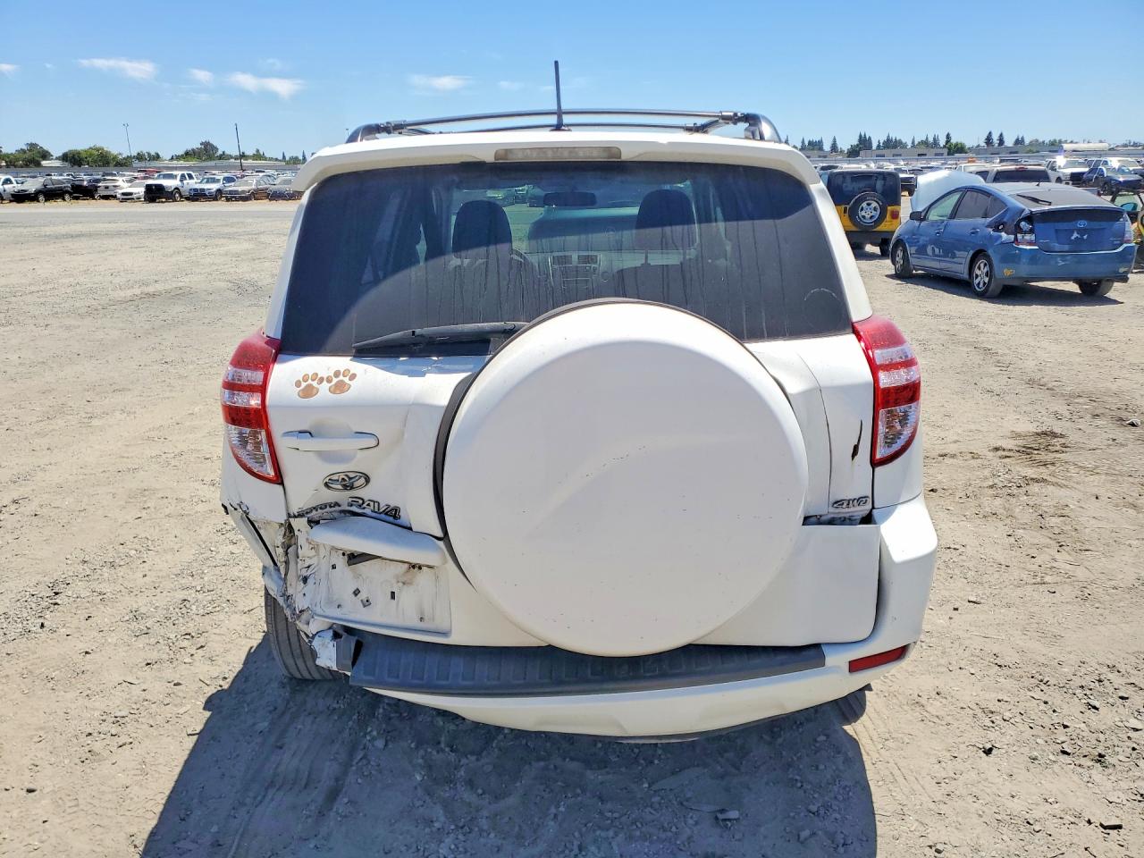2009 Toyota Rav4 Base White vin: 2T3BF33V59W003596