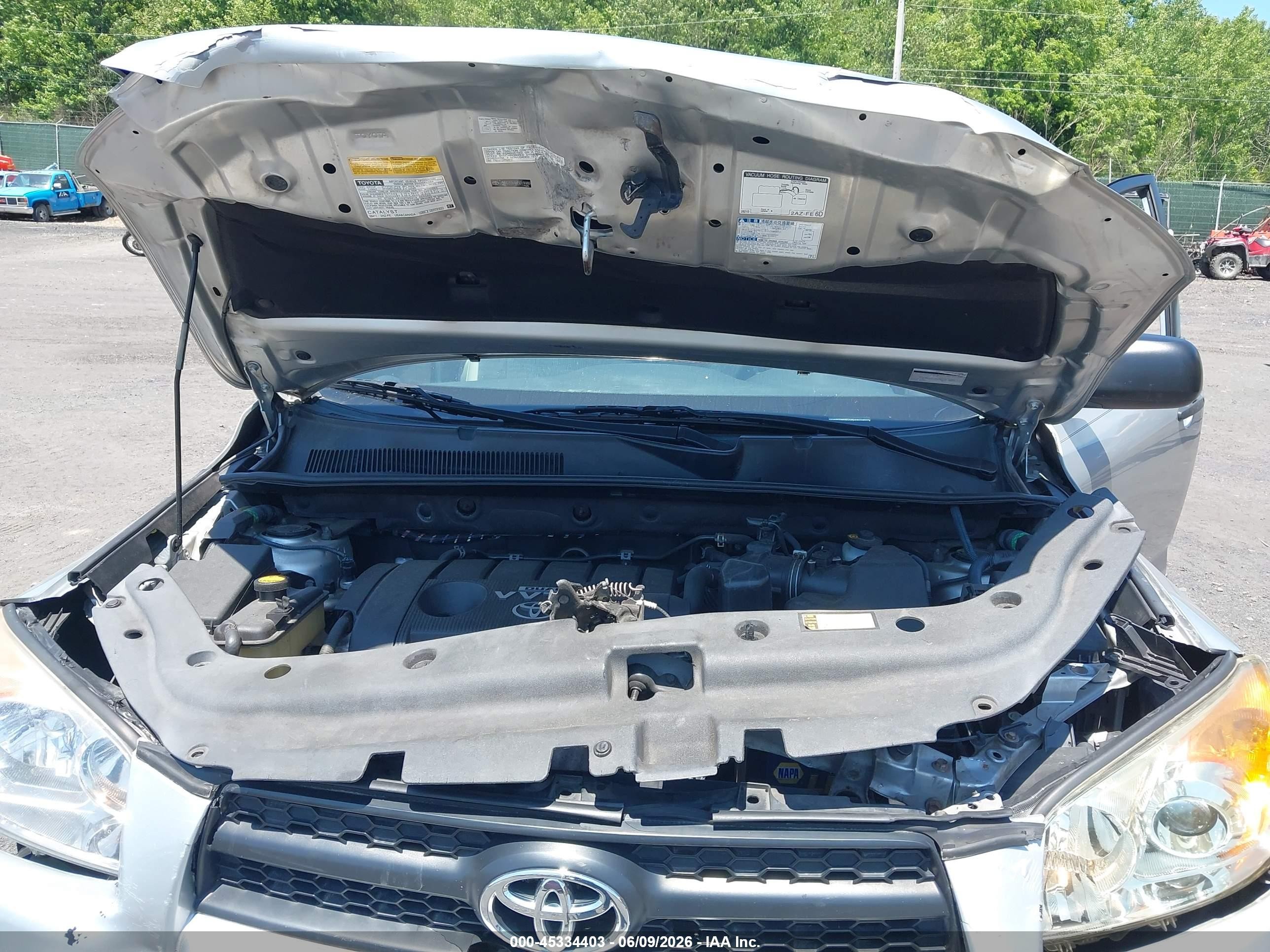2009 Toyota Rav4   Silver vin: 2T3BF33V59W011441