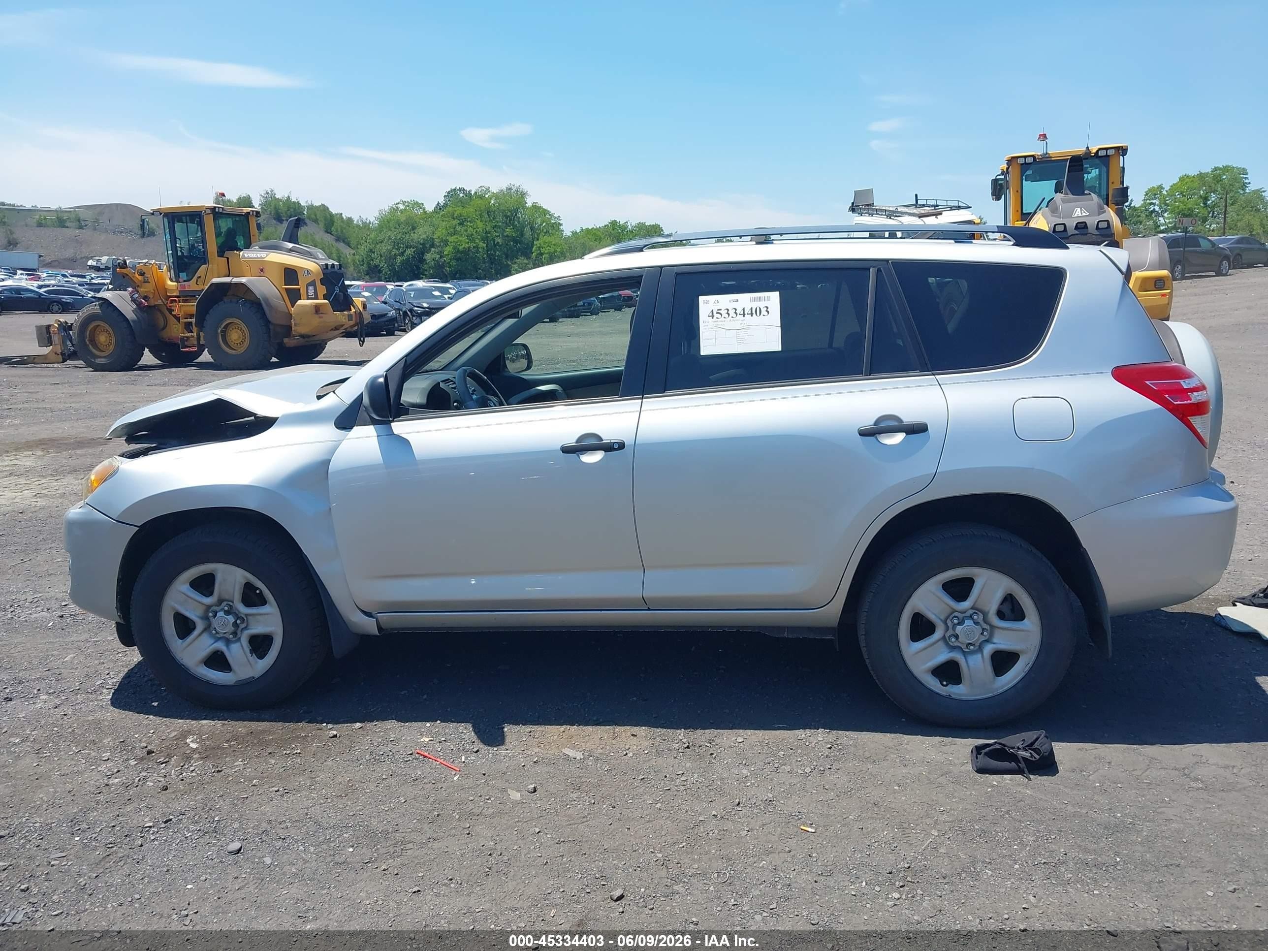 2009 Toyota Rav4   Silver vin: 2T3BF33V59W011441