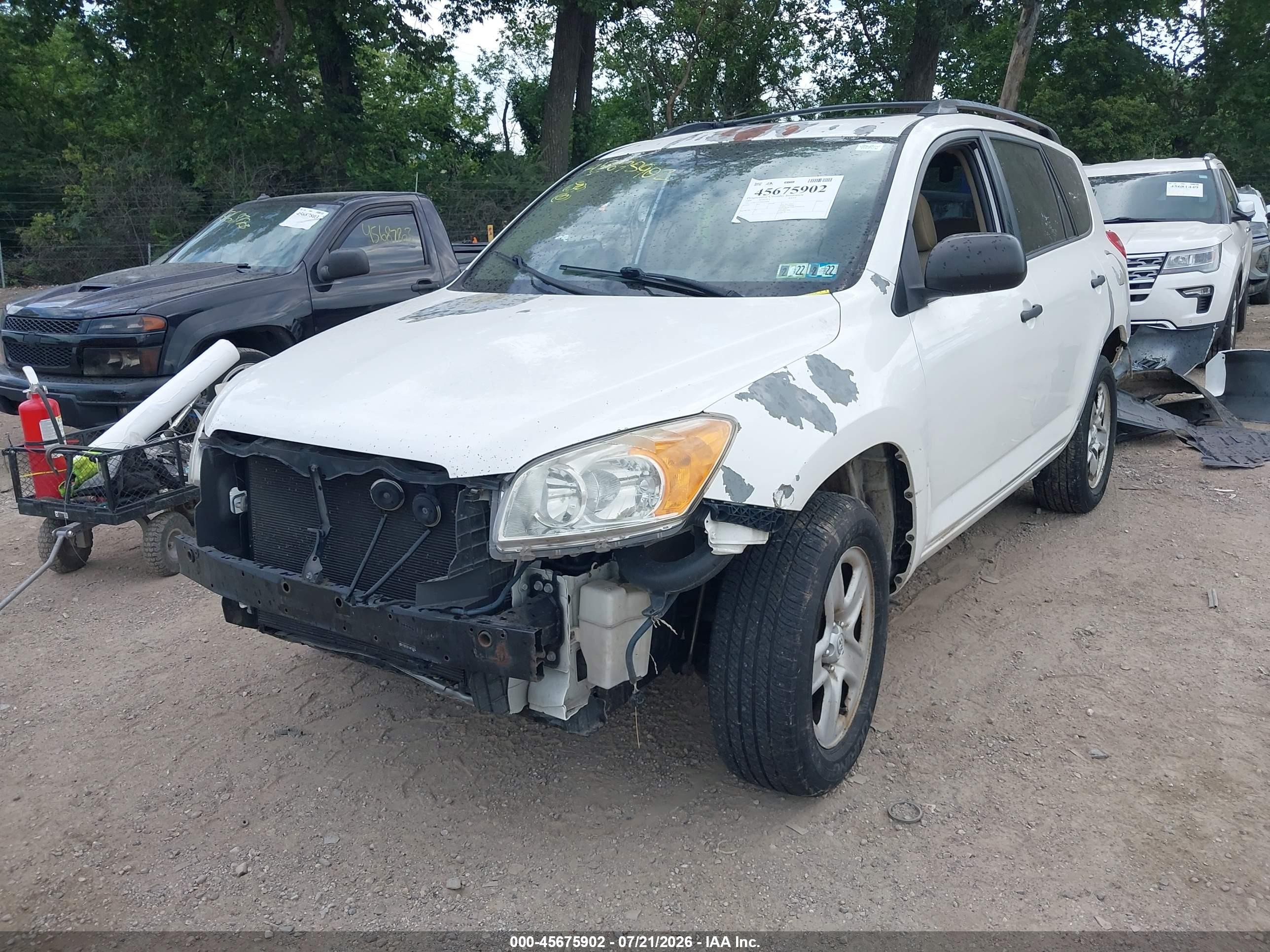 2009 Toyota Rav4   White vin: 2T3BF33V79W013868