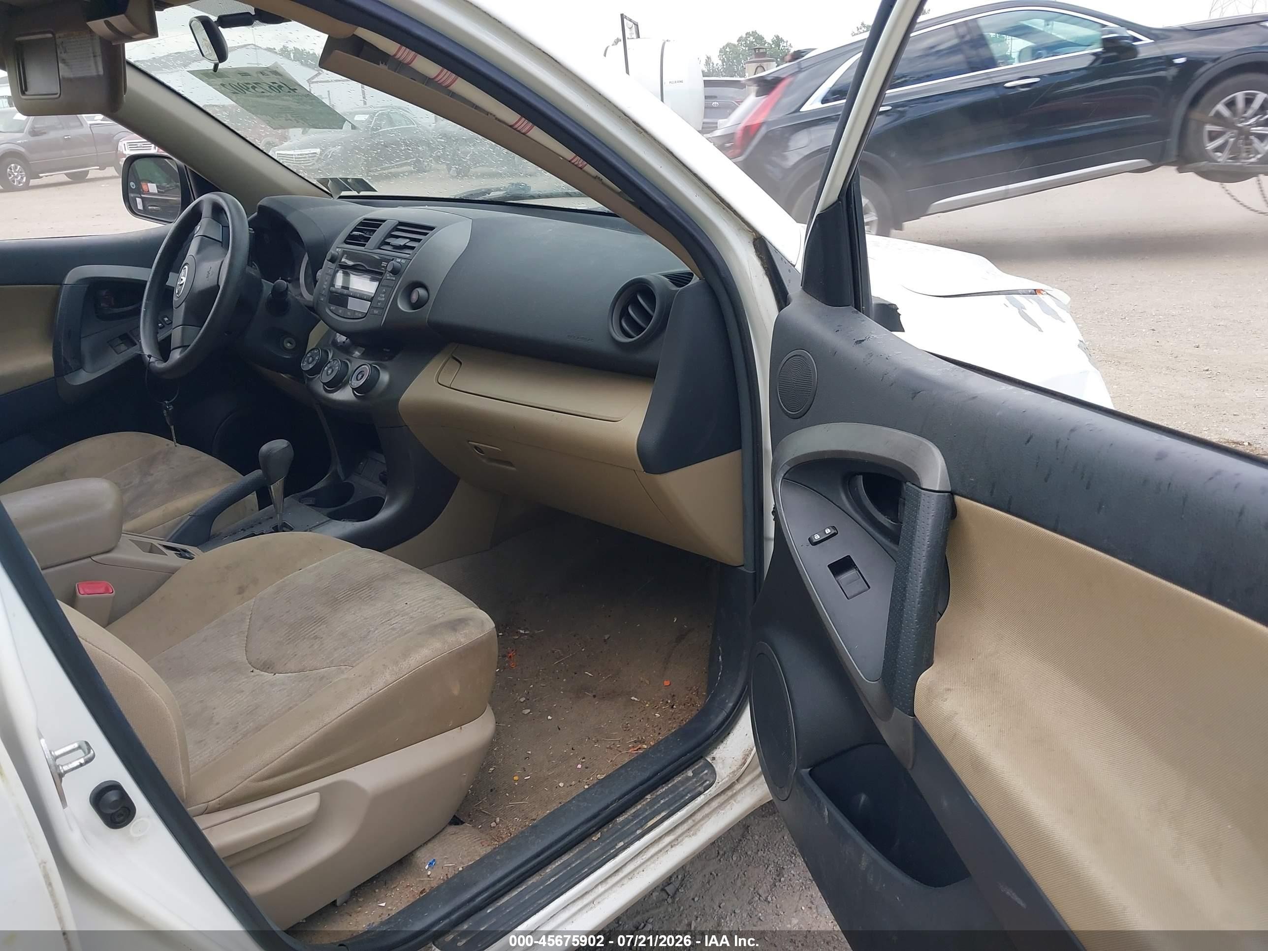 2009 Toyota Rav4   White vin: 2T3BF33V79W013868