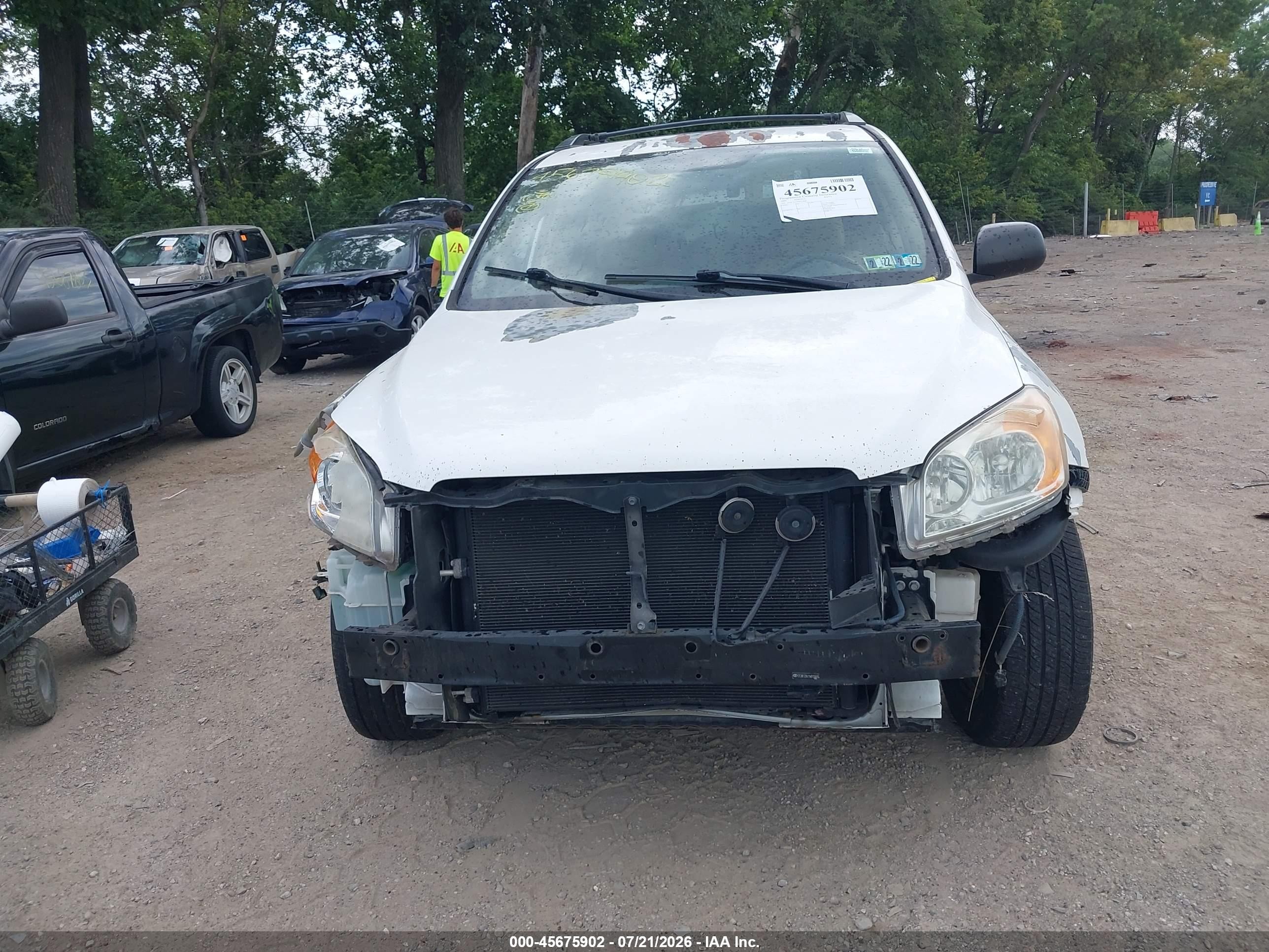 2009 Toyota Rav4   White vin: 2T3BF33V79W013868
