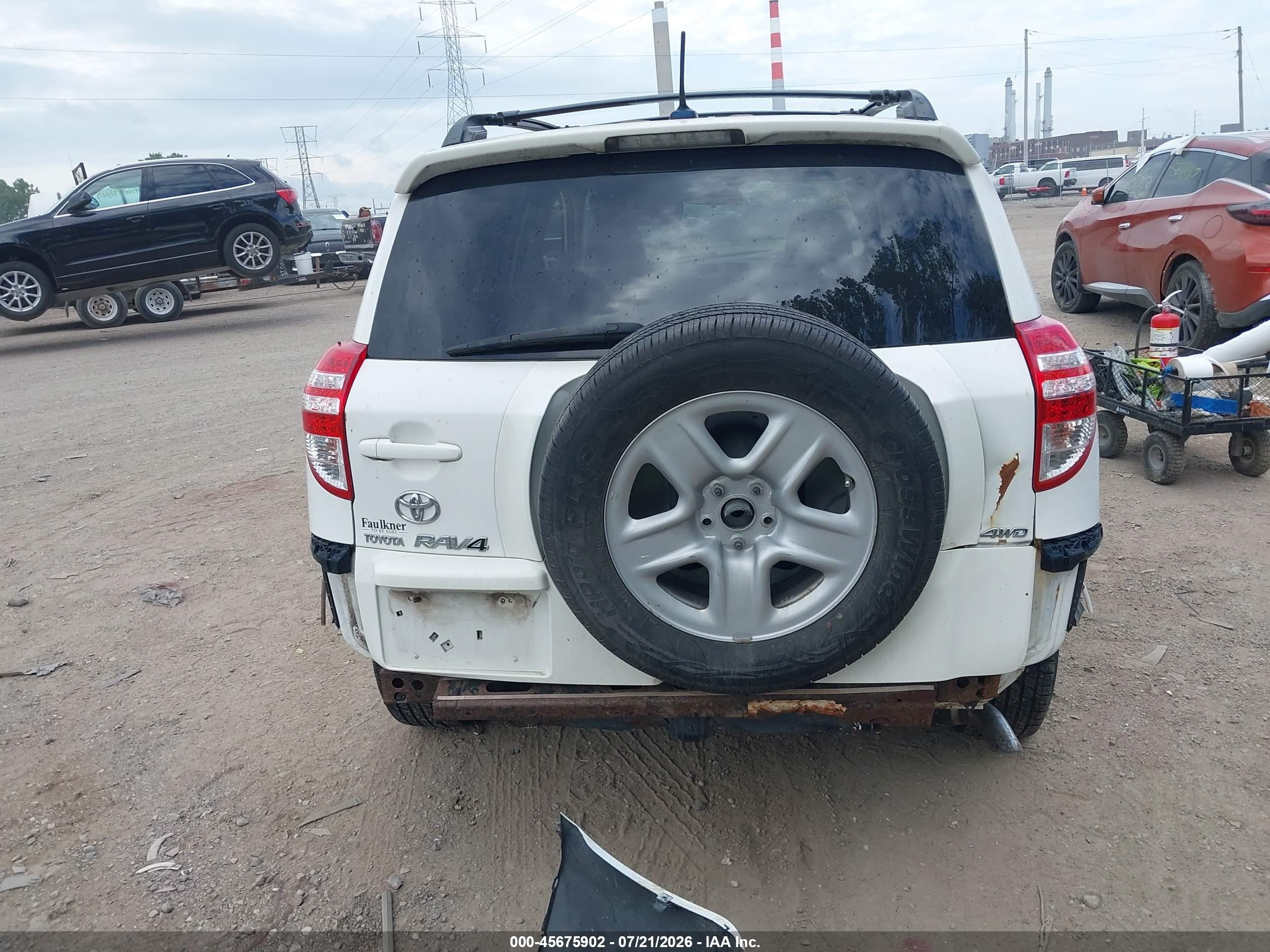 2009 Toyota Rav4   White vin: 2T3BF33V79W013868