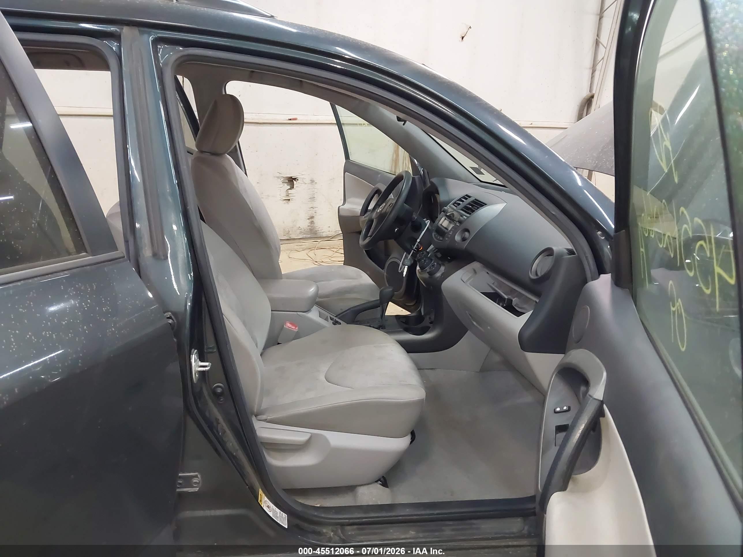 2009 Toyota Rav4   Blue vin: 2T3BF33V89W009487