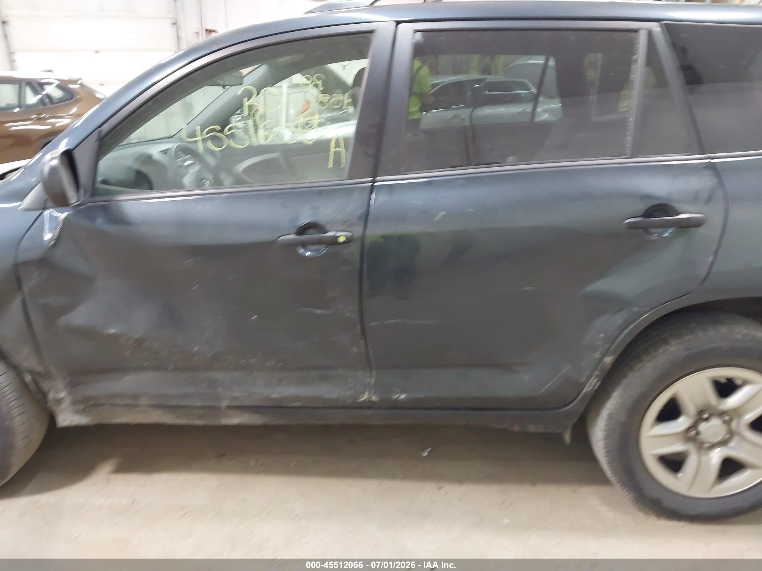 2009 Toyota Rav4   Blue vin: 2T3BF33V89W009487