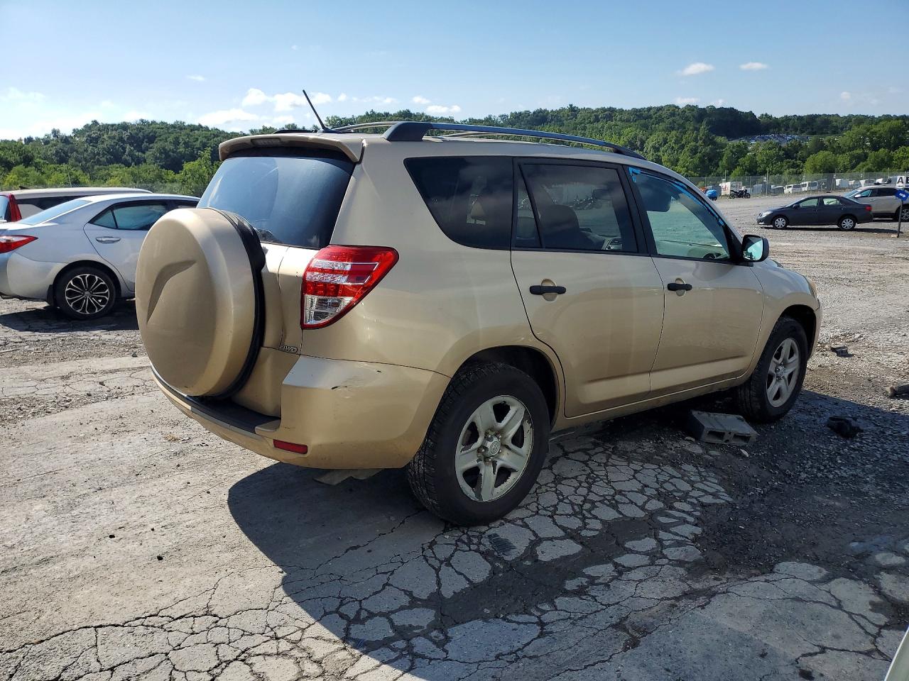 2009 Toyota Rav4 Base Золотой vin: 2T3BF33VX9W004159