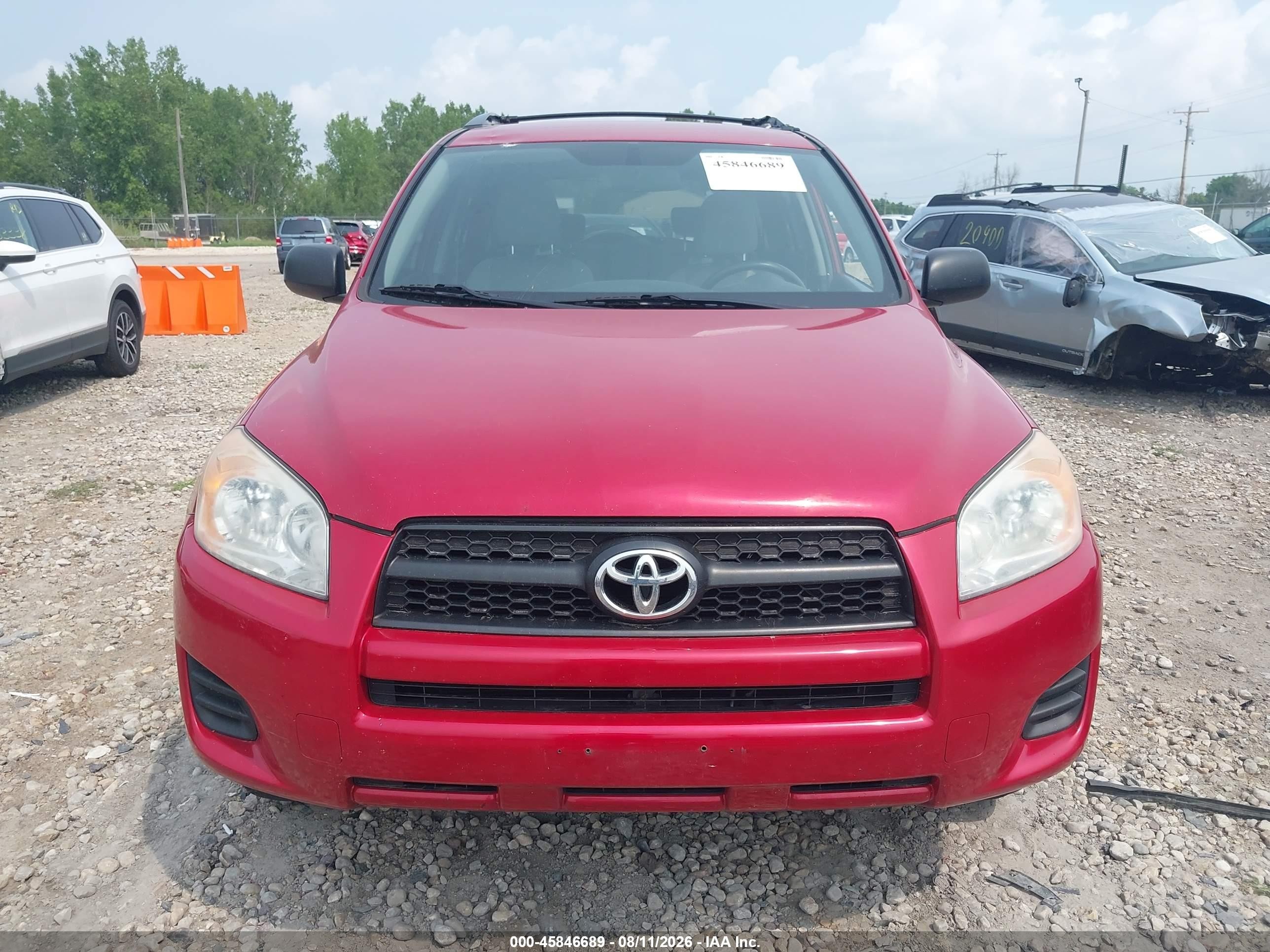 2010 Toyota Rav4   Red vin: 2T3BF4DV0AW027135