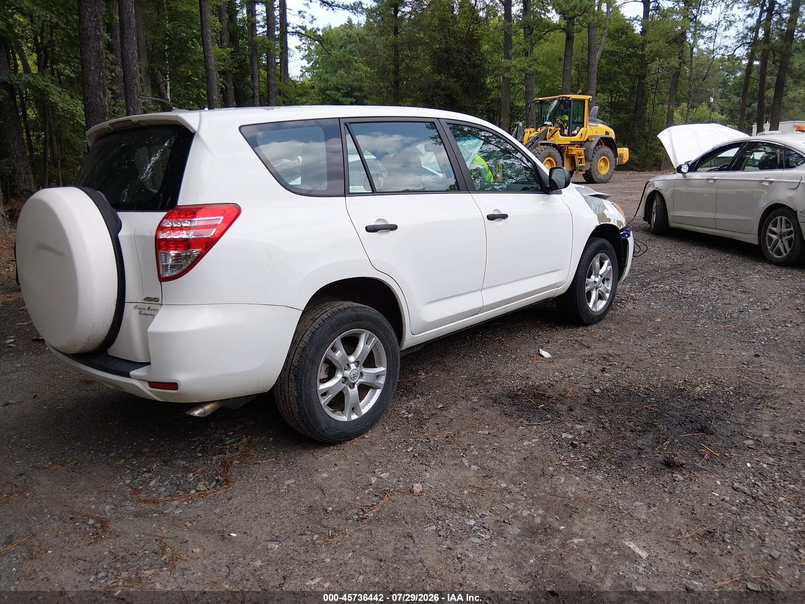 2010 Toyota Rav4   White vin: 2T3BF4DV0AW045294
