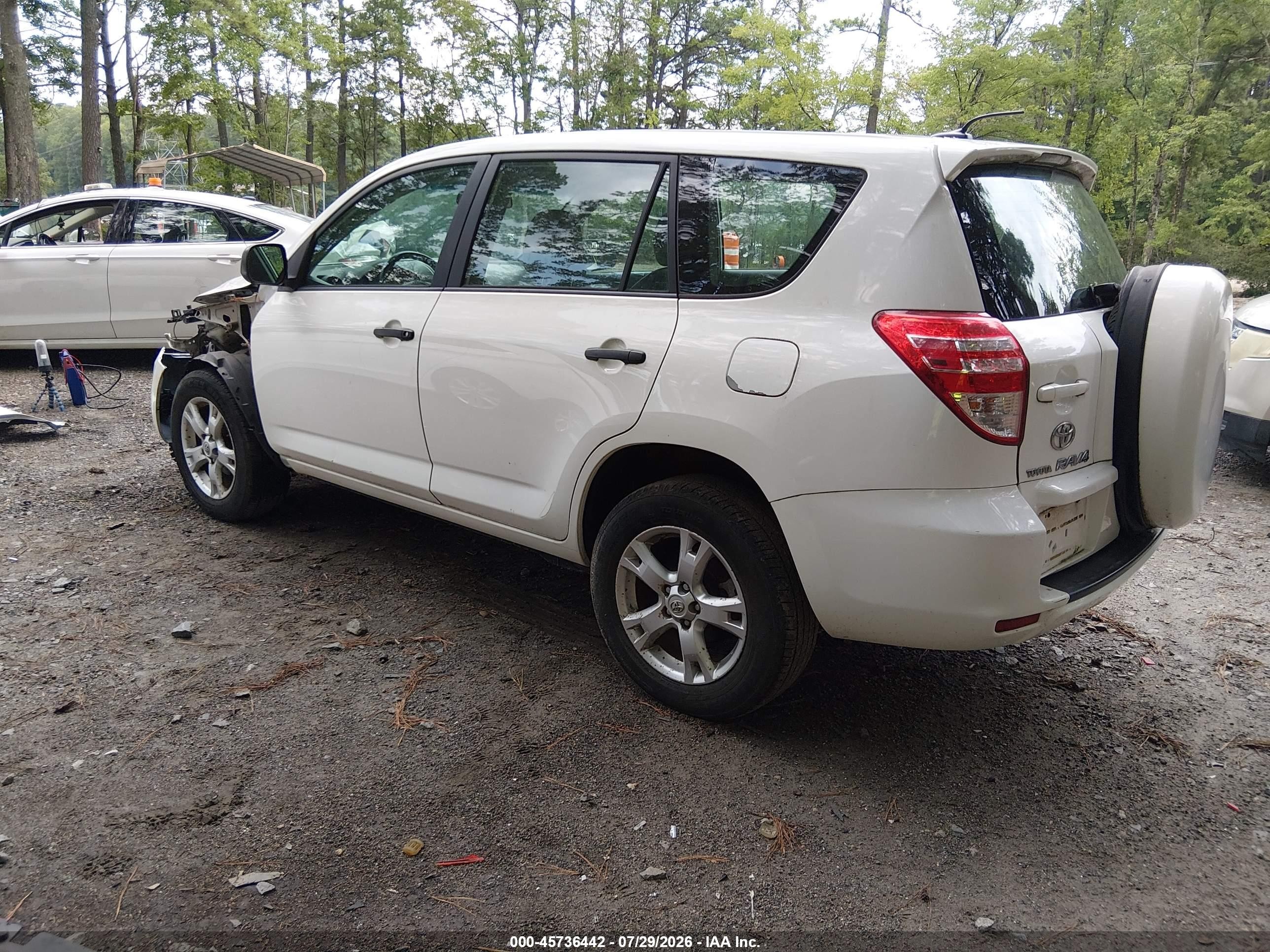 2010 Toyota Rav4   White vin: 2T3BF4DV0AW045294