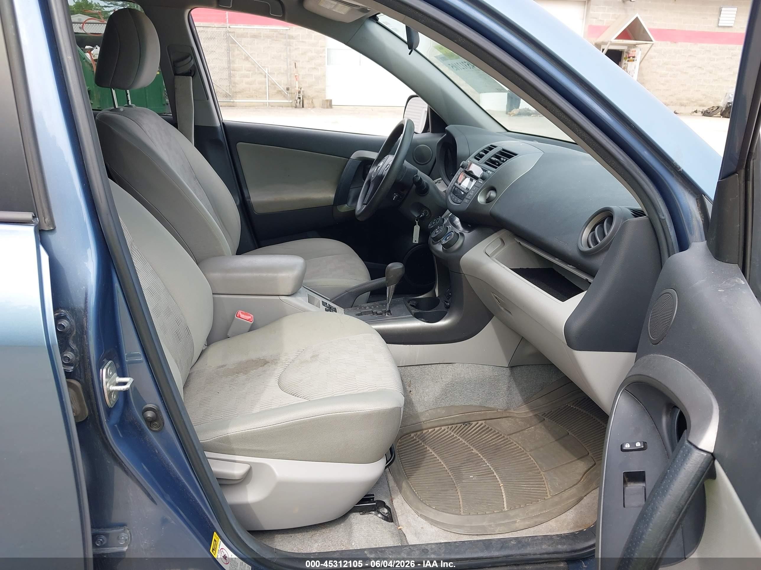 2010 Toyota Rav4   Blue vin: 2T3BF4DV0AW055906