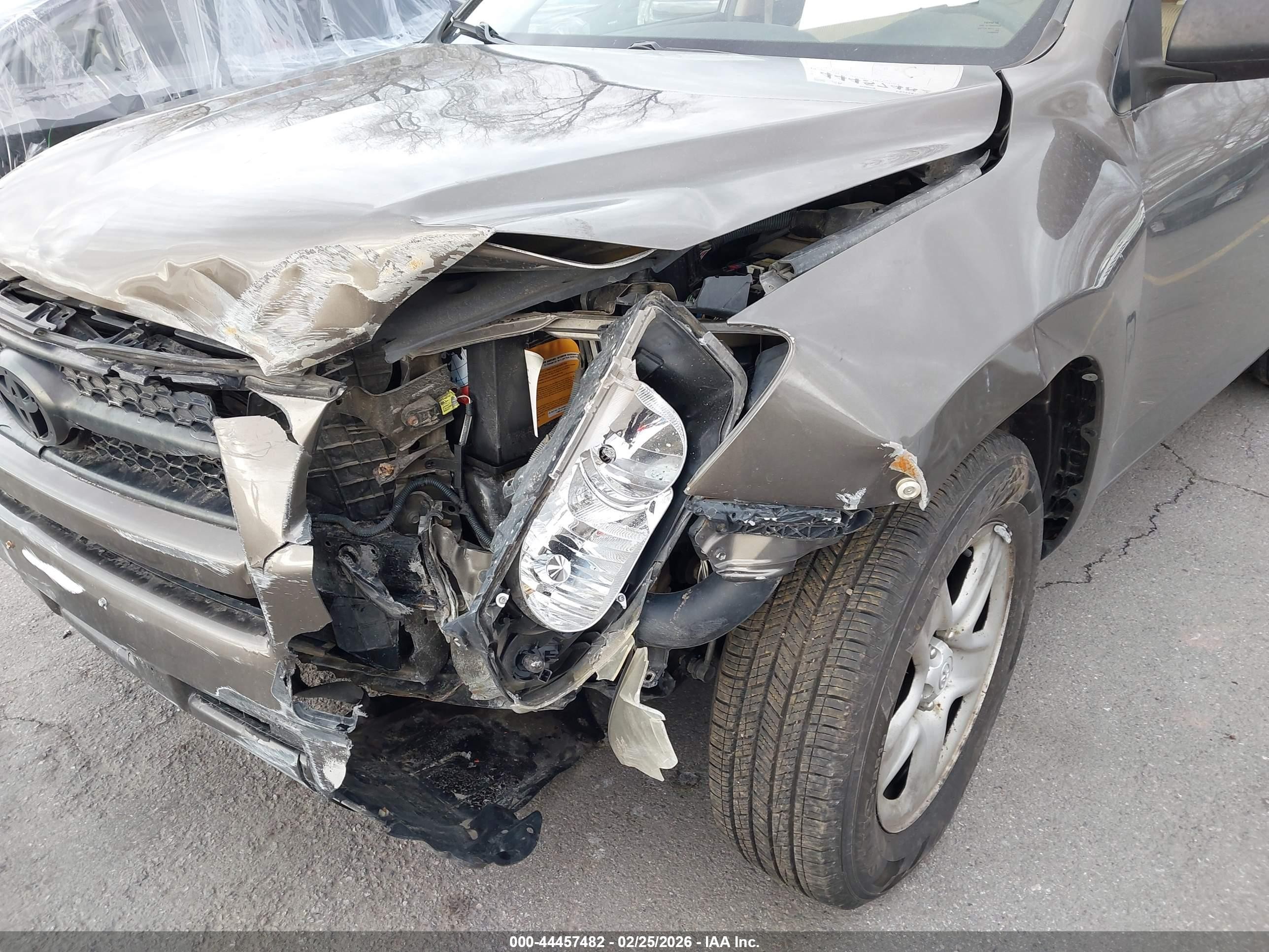 2010 Toyota Rav4   Brown vin: 2T3BF4DV0AW061091