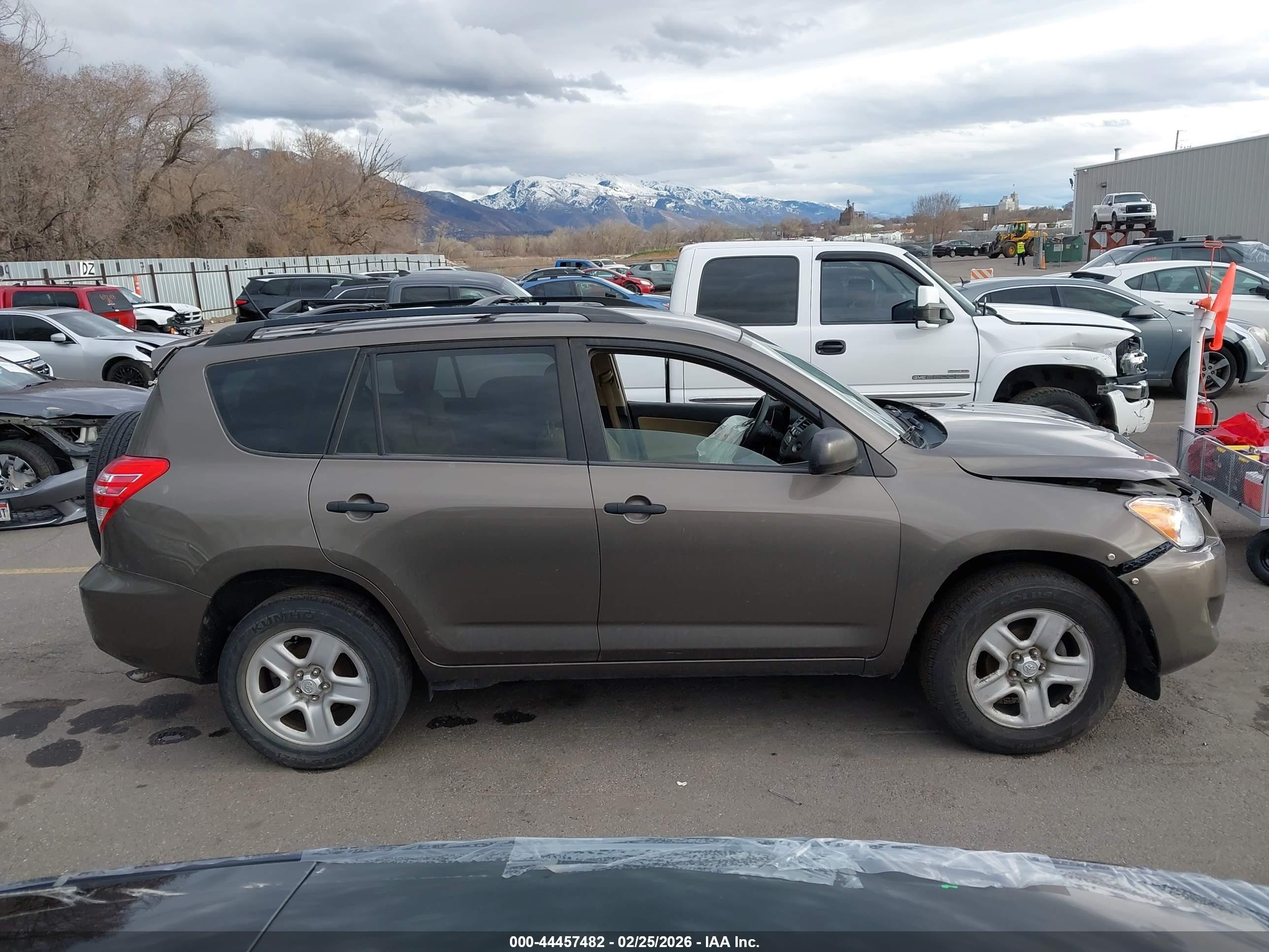 2010 Toyota Rav4   Brown vin: 2T3BF4DV0AW061091