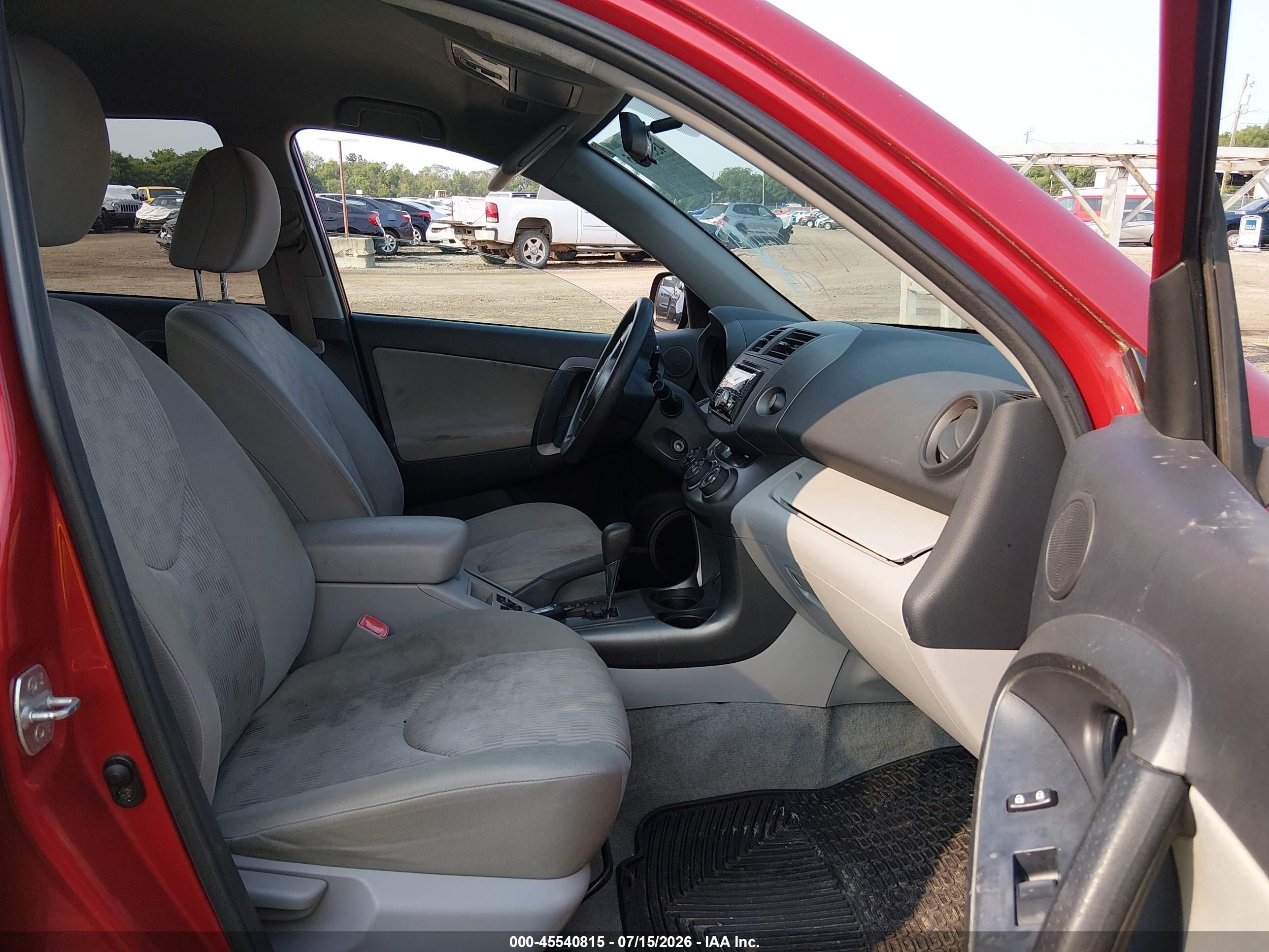 2010 Toyota Rav4   Red vin: 2T3BF4DV0AW061429