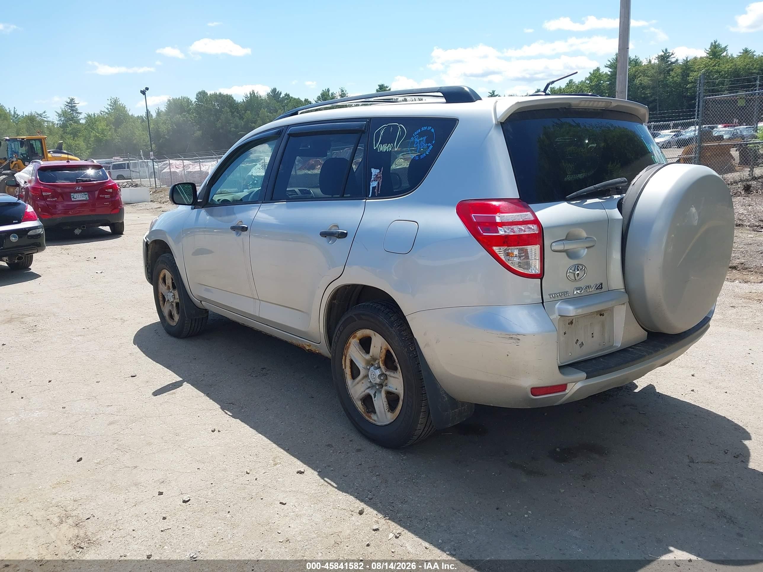 2010 Toyota Rav4   Silver vin: 2T3BF4DV0AW064816