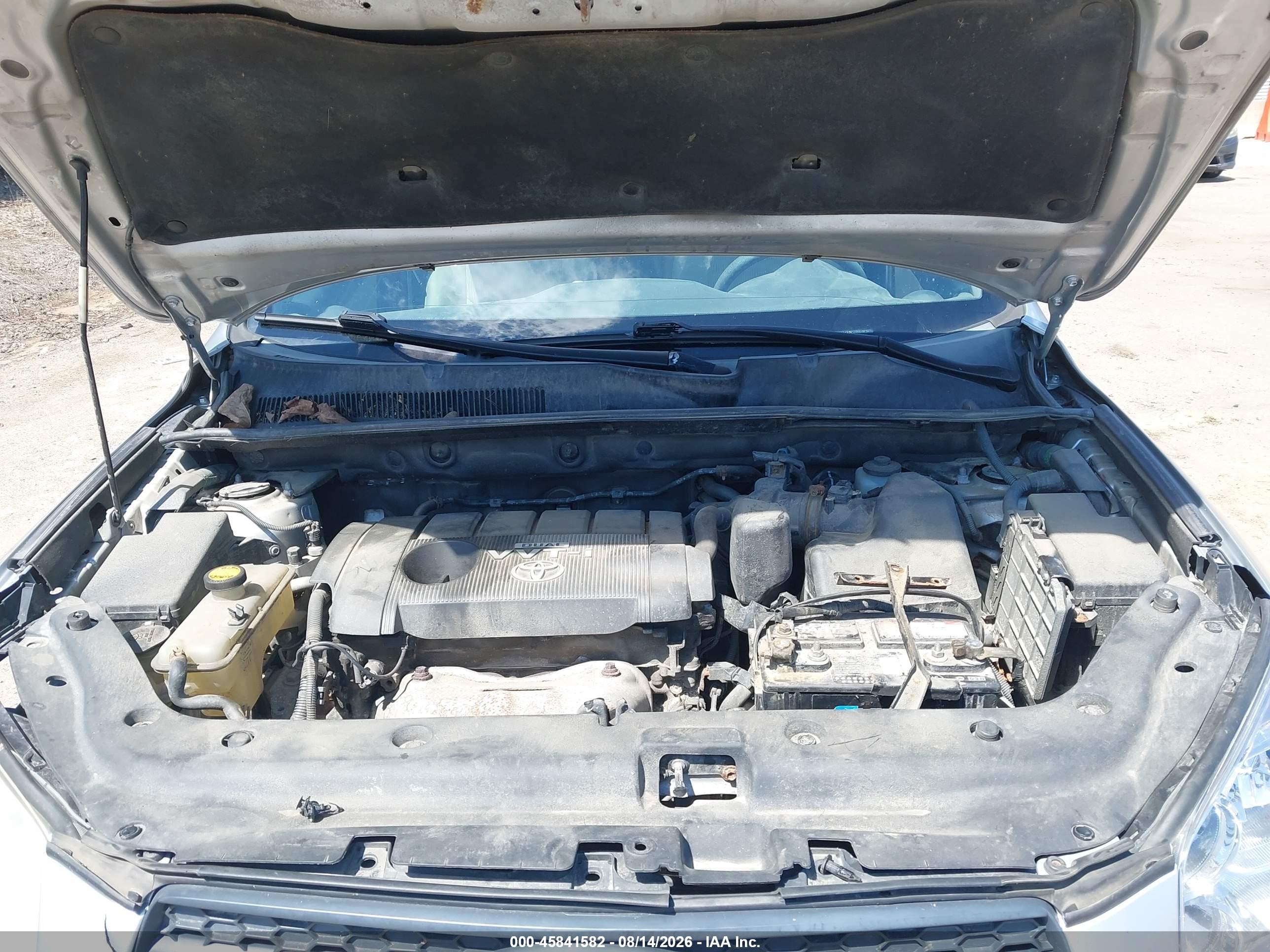 2010 Toyota Rav4   Silver vin: 2T3BF4DV0AW064816