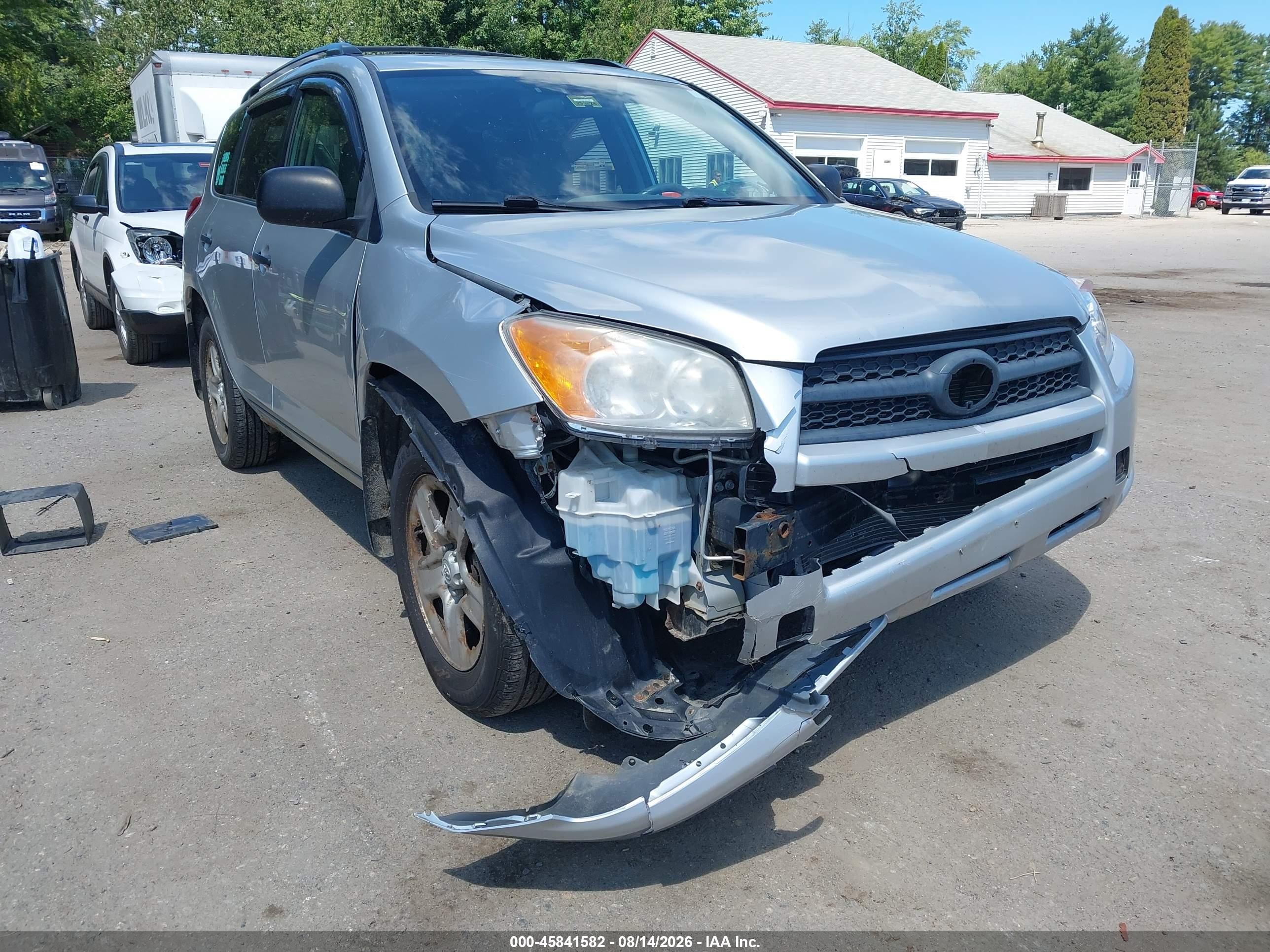 2010 Toyota Rav4   Silver vin: 2T3BF4DV0AW064816