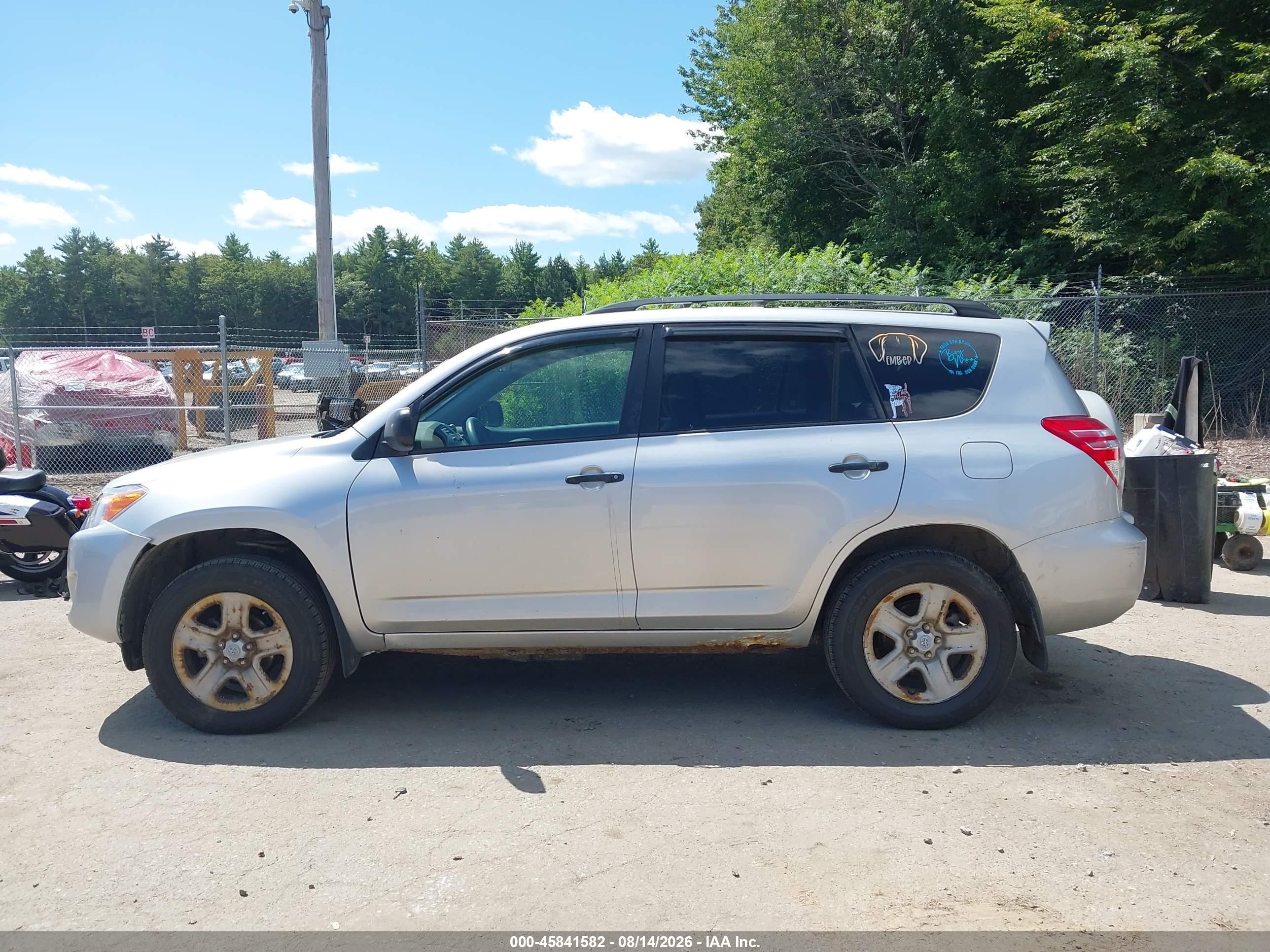 2010 Toyota Rav4   Silver vin: 2T3BF4DV0AW064816