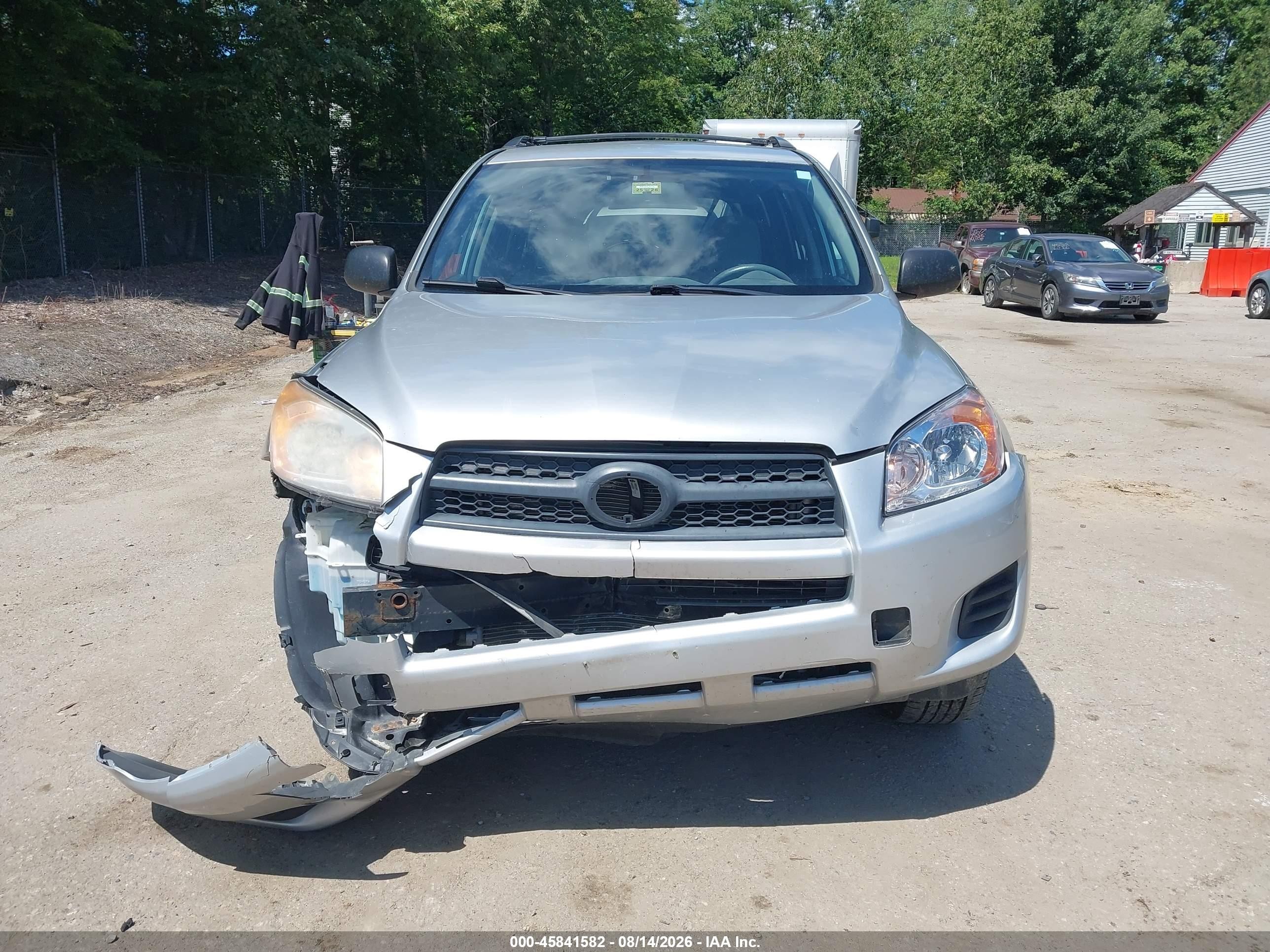 2010 Toyota Rav4   Silver vin: 2T3BF4DV0AW064816