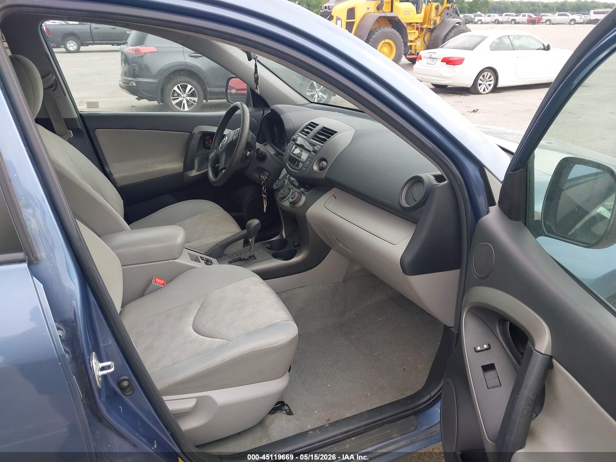 2010 Toyota Rav4   Blue vin: 2T3BF4DV0AW065934