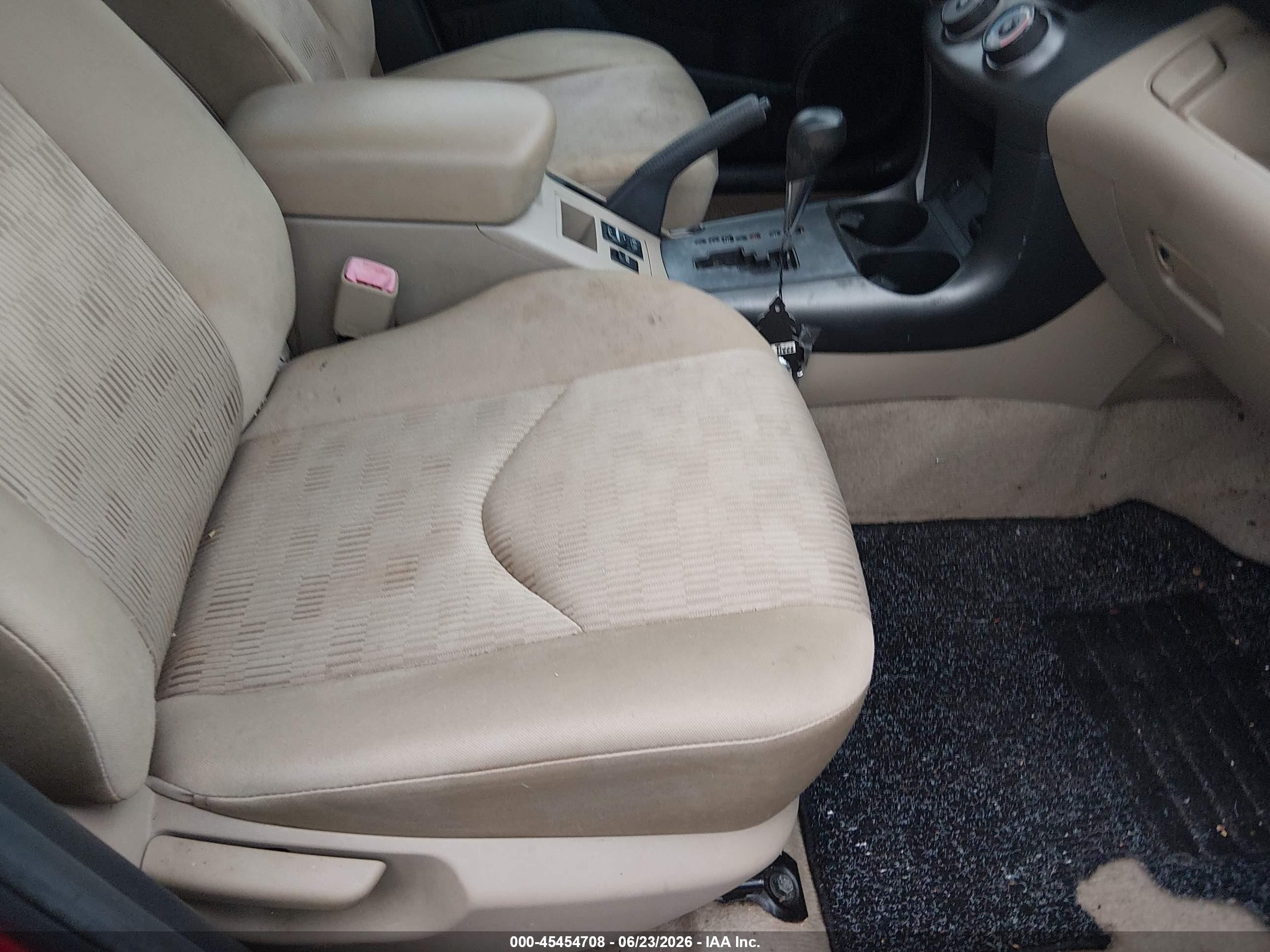 2010 Toyota Rav4   Красный vin: 2T3BF4DV0AW068459
