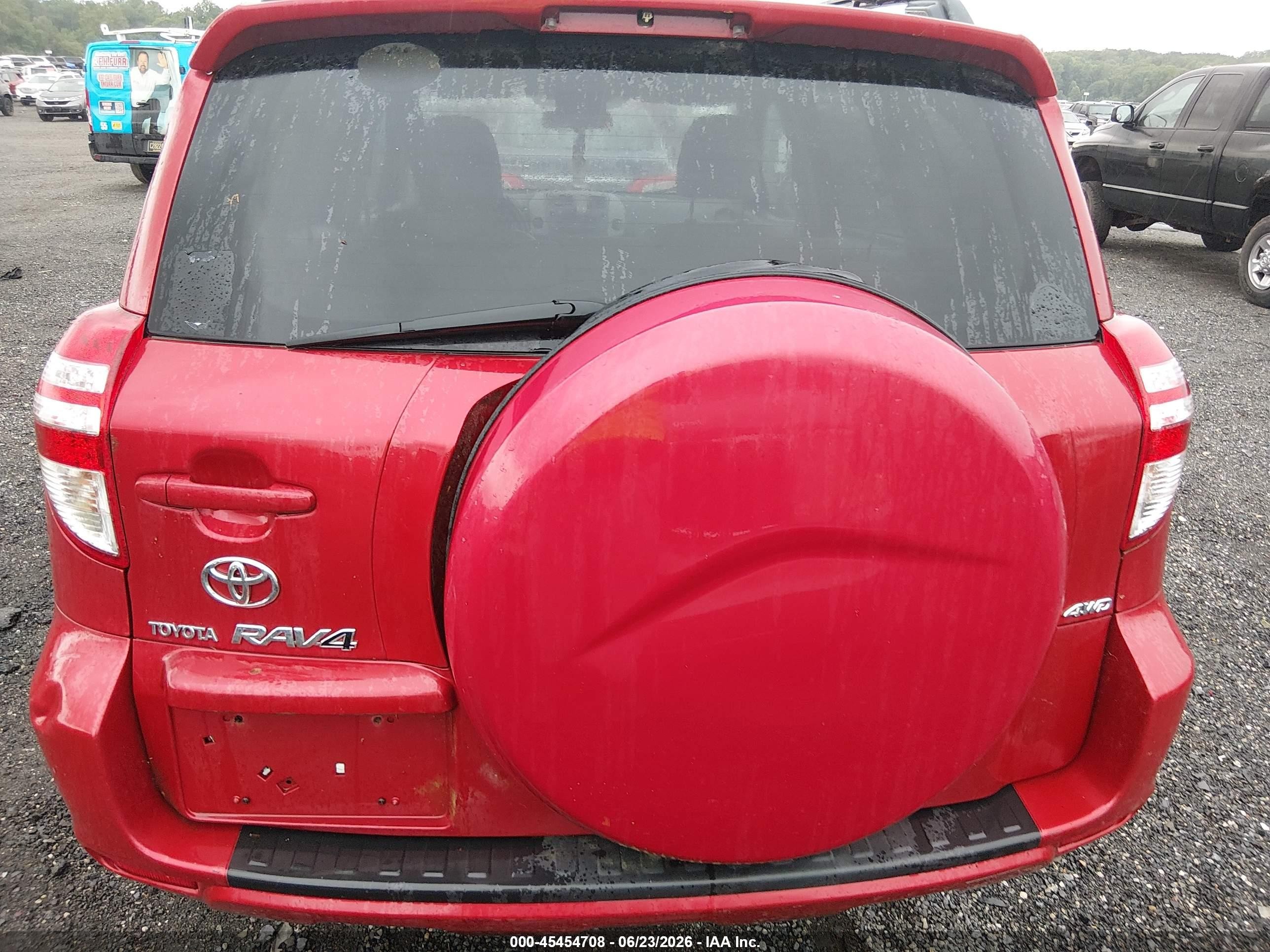 2010 Toyota Rav4   Красный vin: 2T3BF4DV0AW068459
