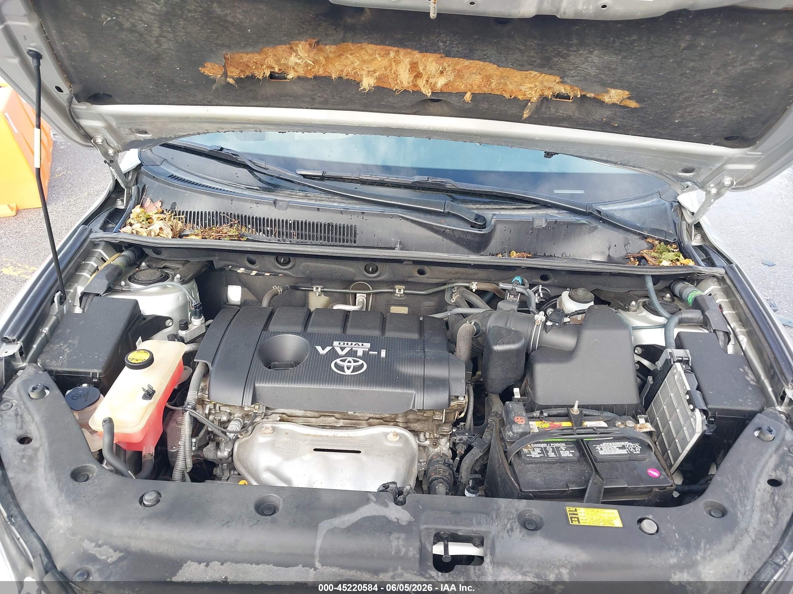 2011 Toyota Rav4   Silver vin: 2T3BF4DV0BW086333