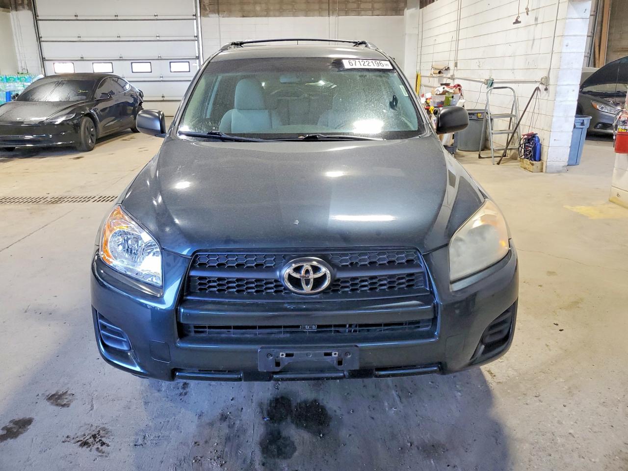2011 Toyota Rav4 Base Green vin: 2T3BF4DV0BW102952