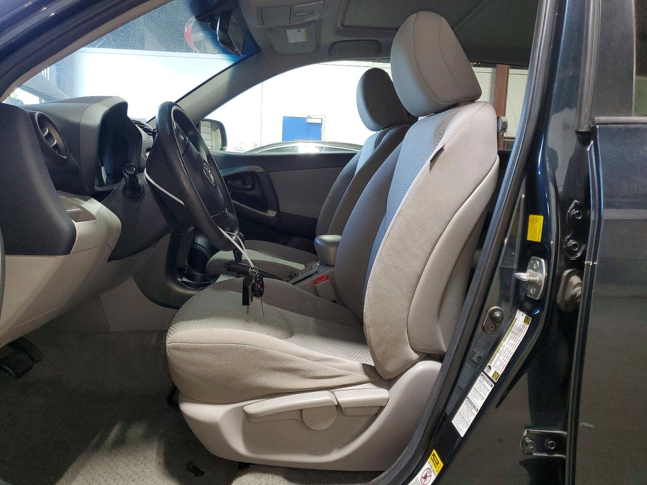 2011 Toyota Rav4 Base Green vin: 2T3BF4DV0BW102952