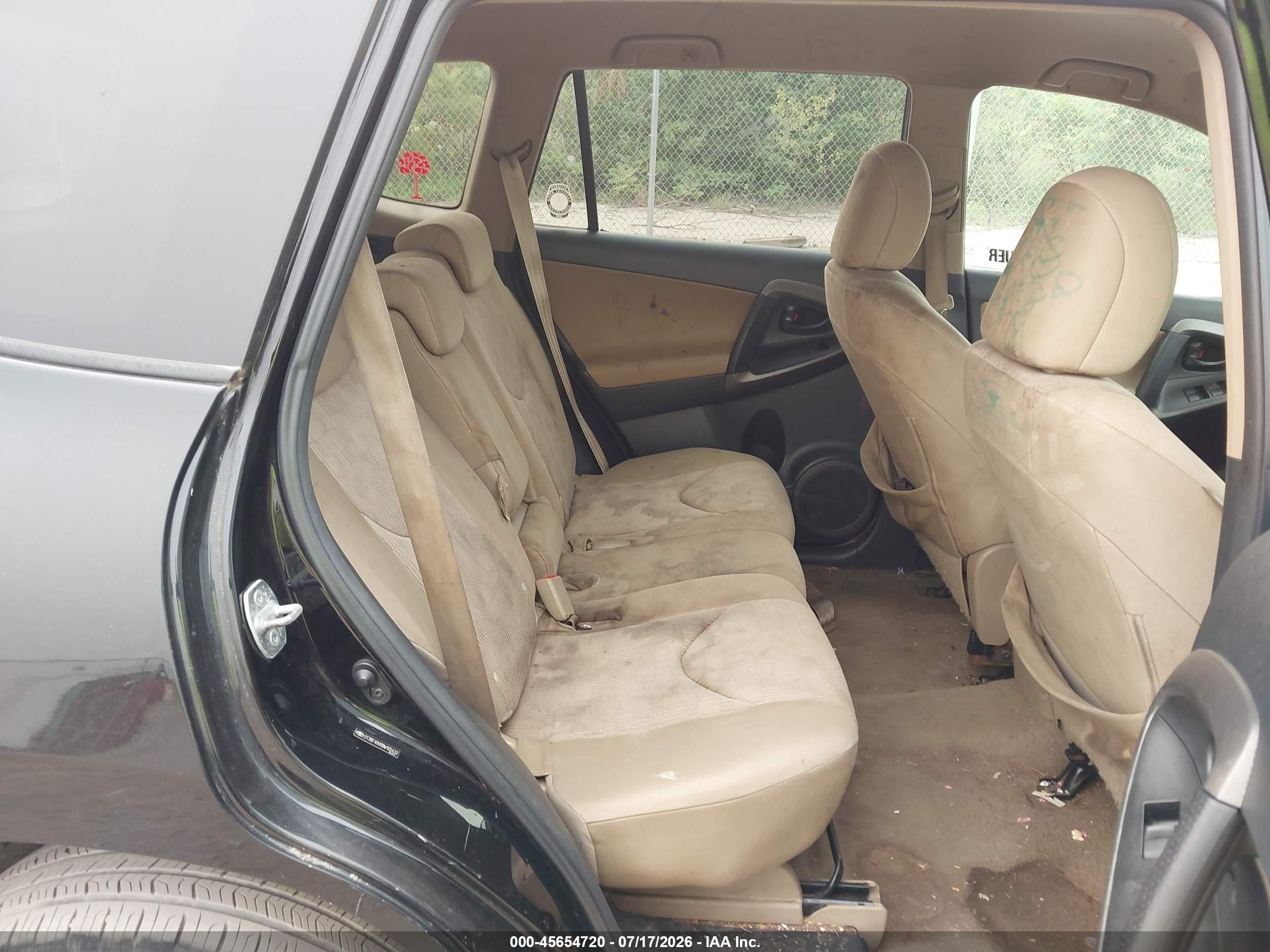 2011 Toyota Rav4   Black vin: 2T3BF4DV0BW105432