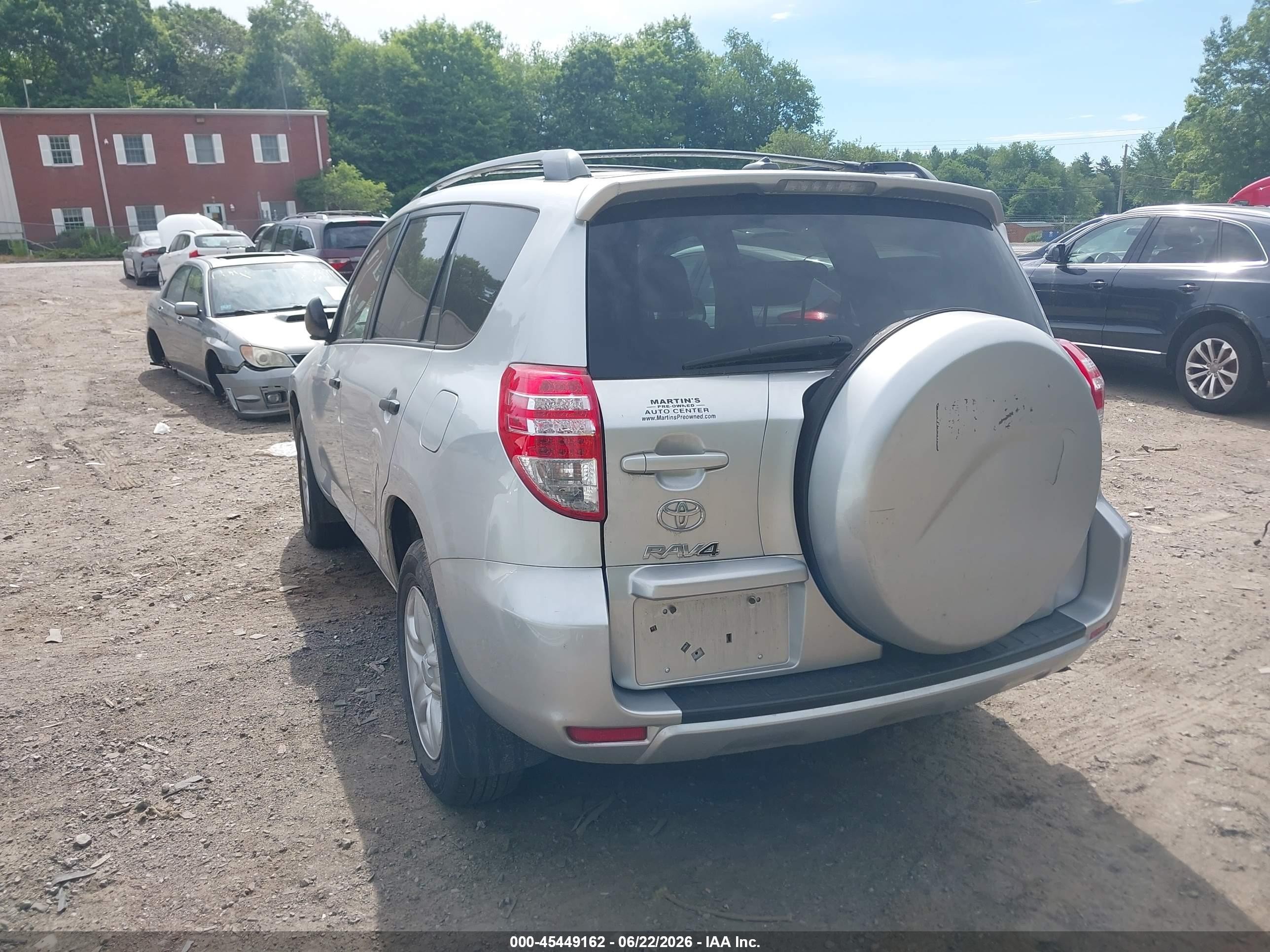 2011 Toyota Rav4   Silver vin: 2T3BF4DV0BW105981
