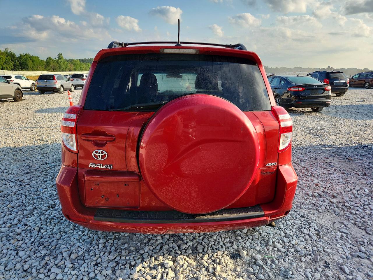 2011 Toyota Rav4 Base Red vin: 2T3BF4DV0BW125275