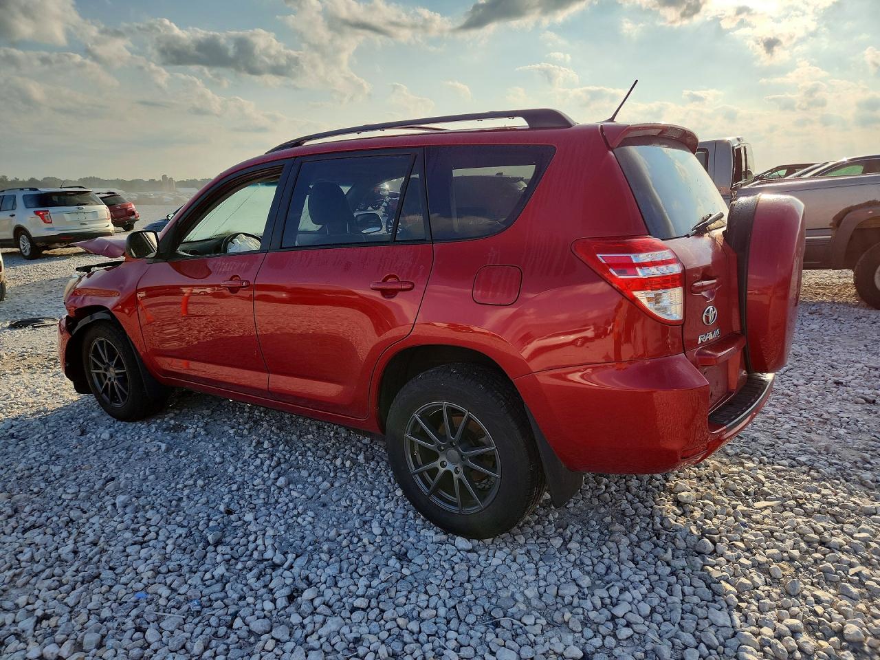2011 Toyota Rav4 Base Red vin: 2T3BF4DV0BW125275