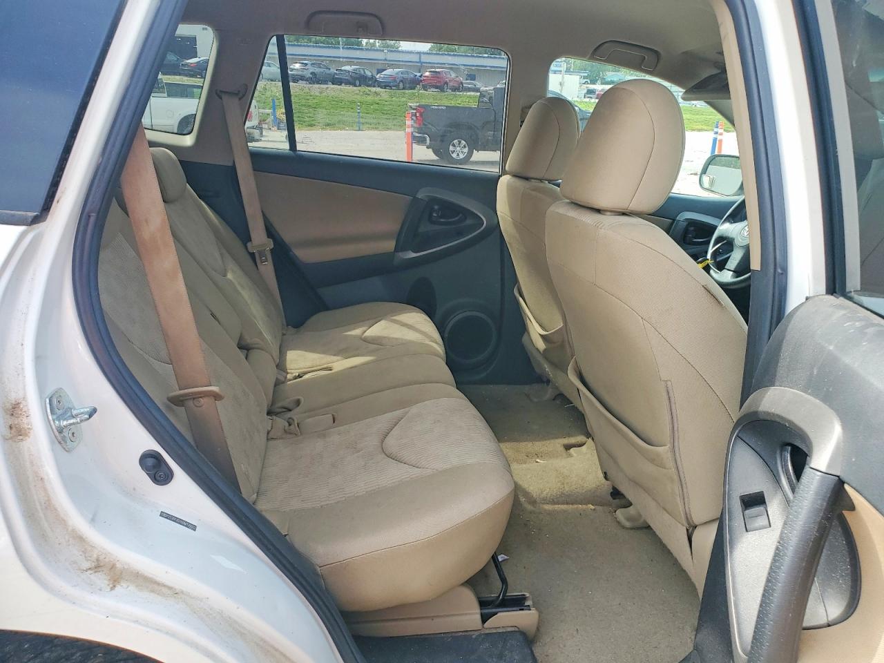 2011 Toyota Rav4 Base Белый vin: 2T3BF4DV0BW128662