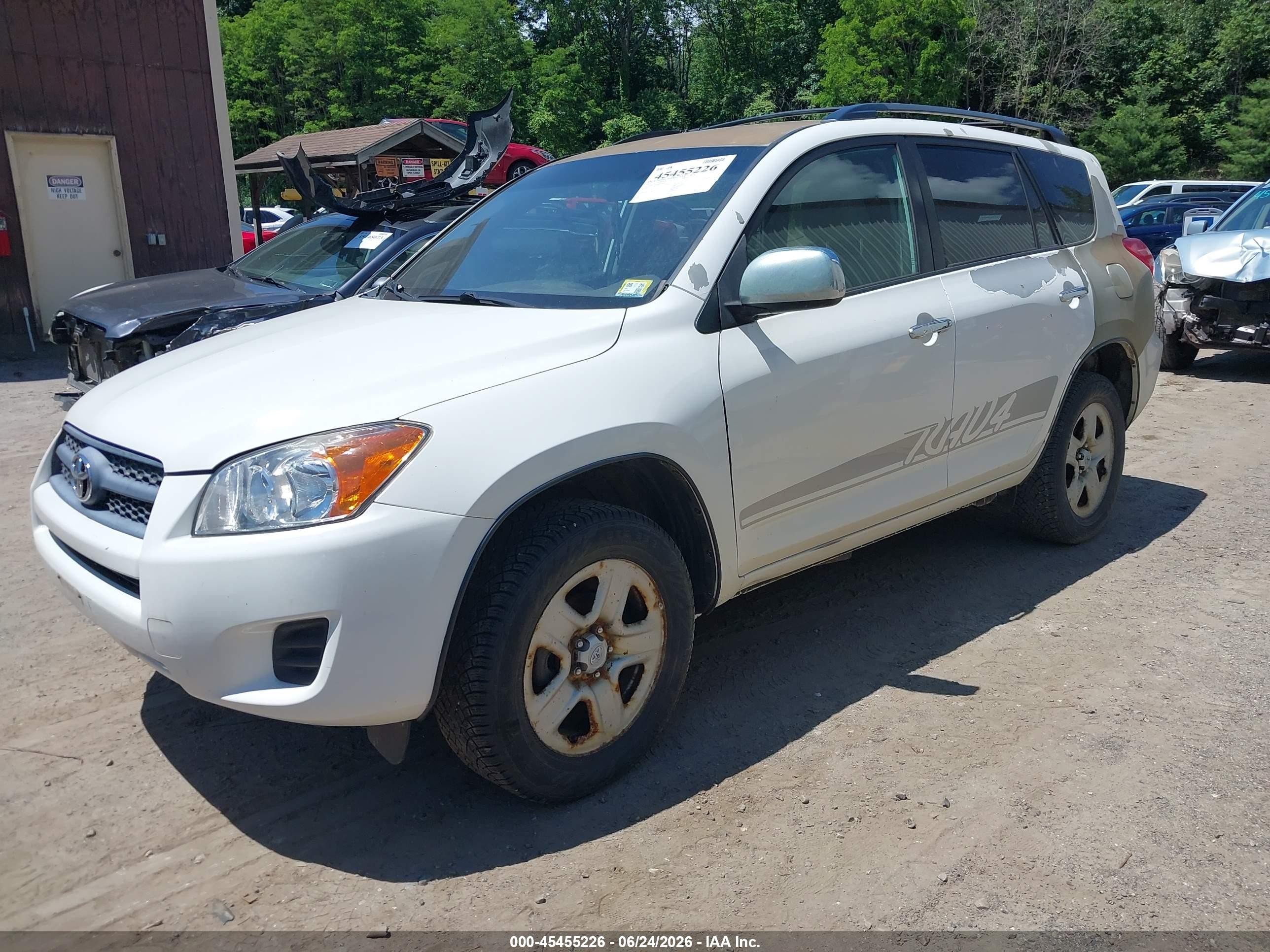 2011 Toyota Rav4 Белый vin: 2T3BF4DV0BW130055