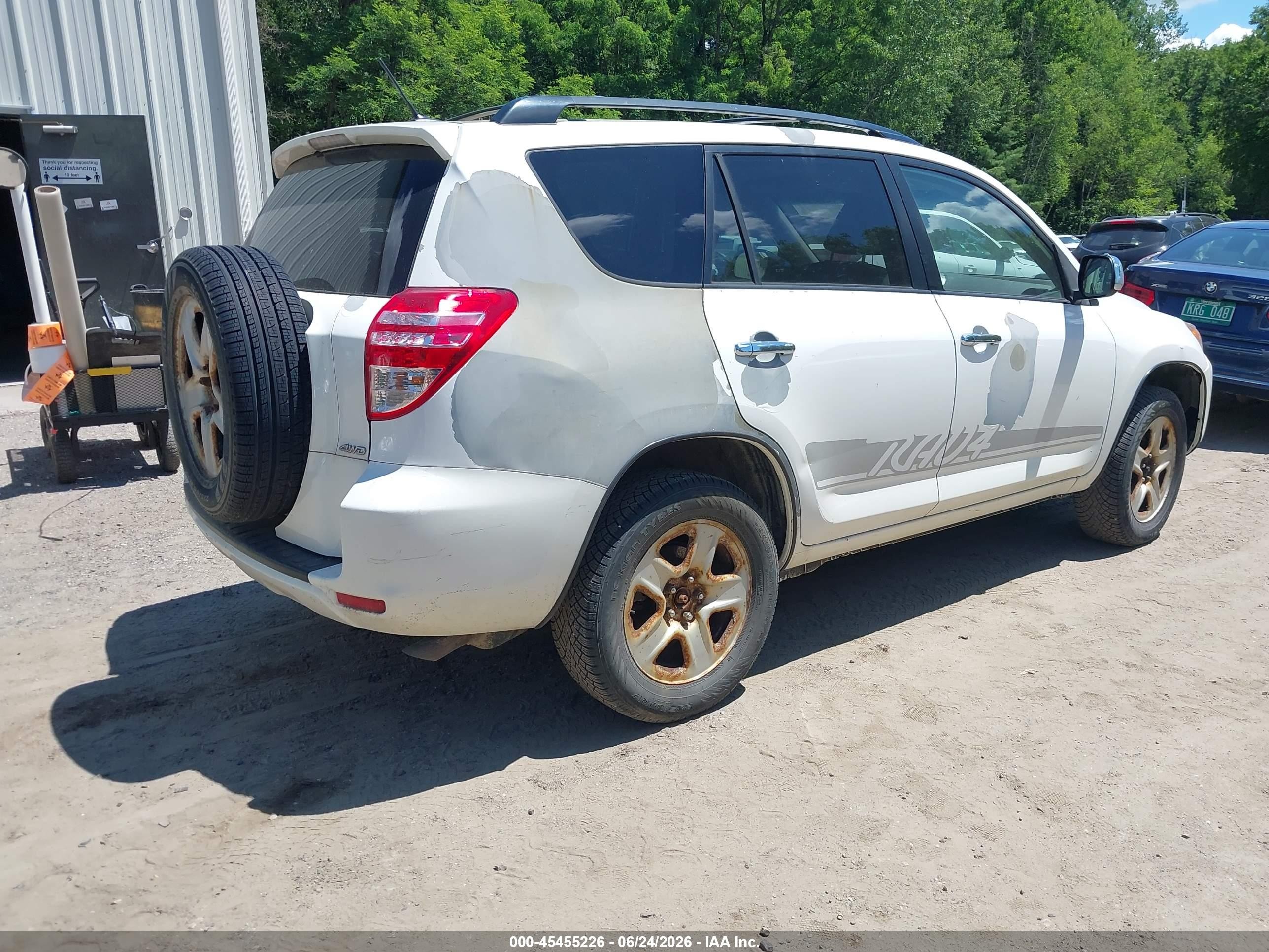 2011 Toyota Rav4 Белый vin: 2T3BF4DV0BW130055