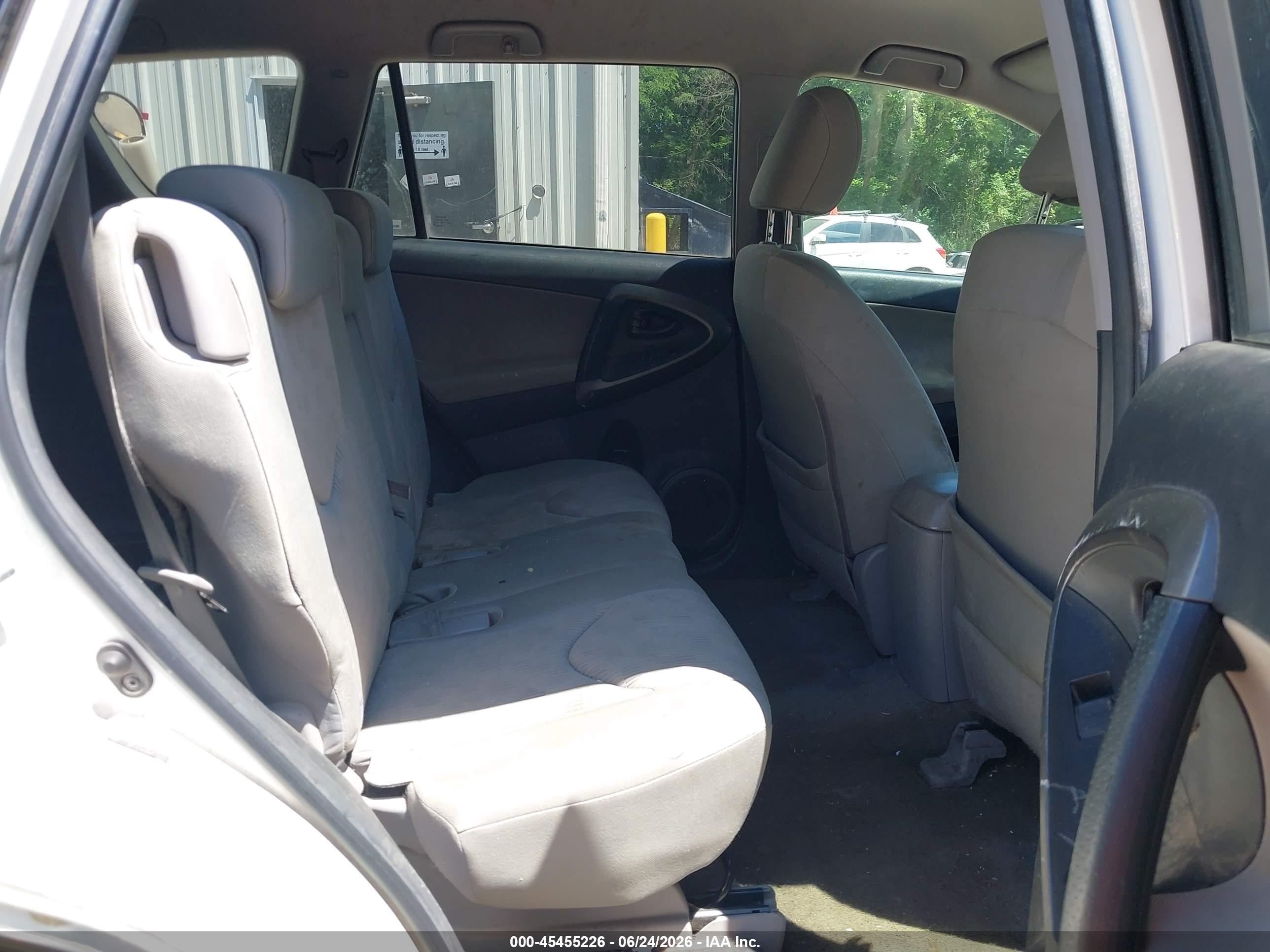 2011 Toyota Rav4 Белый vin: 2T3BF4DV0BW130055